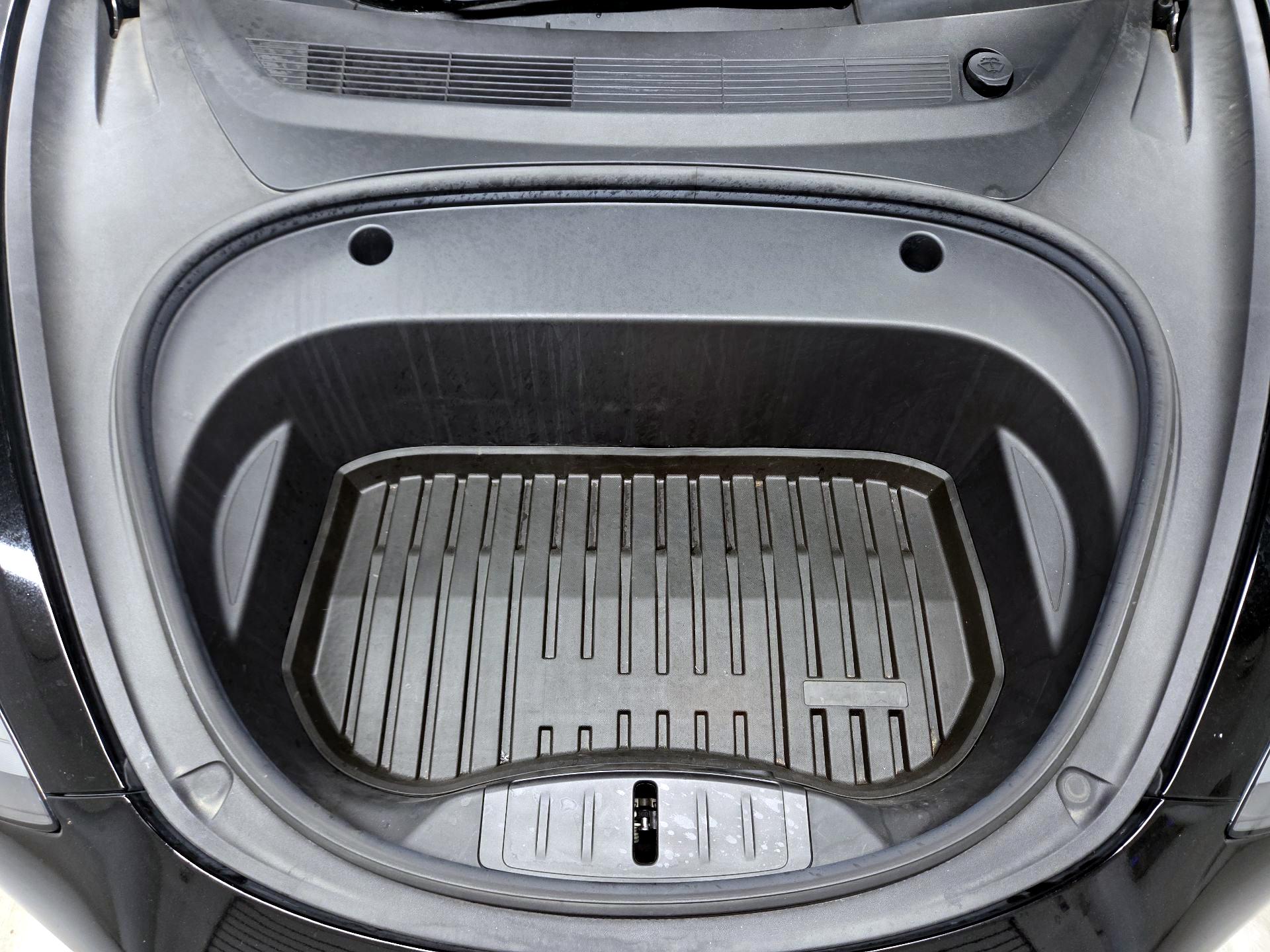 Thumbnail: 2022 Tesla Model 3 - 19