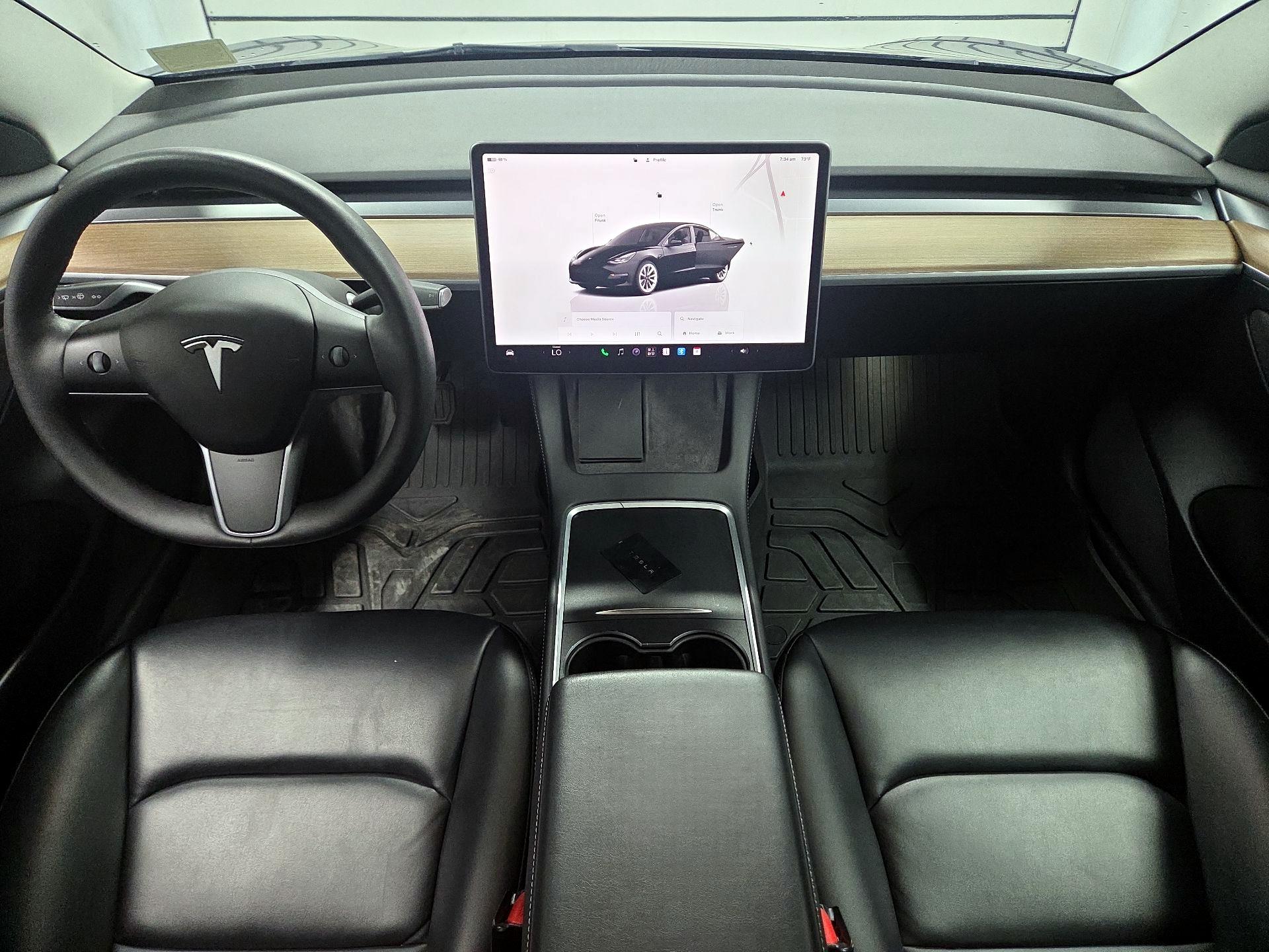 Thumbnail: 2022 Tesla Model 3 - 8