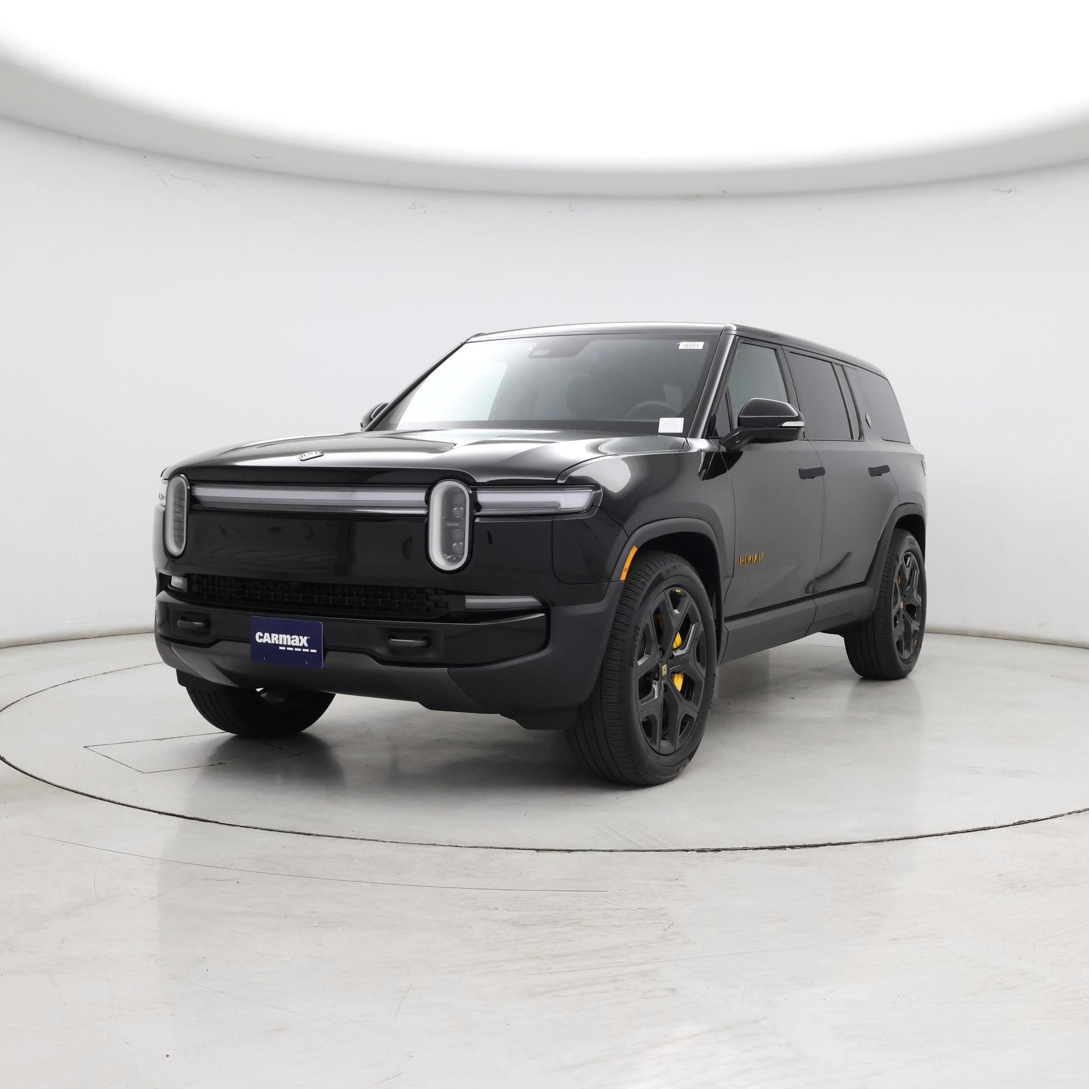 Thumbnail: 2026 Rivian R1S - 4