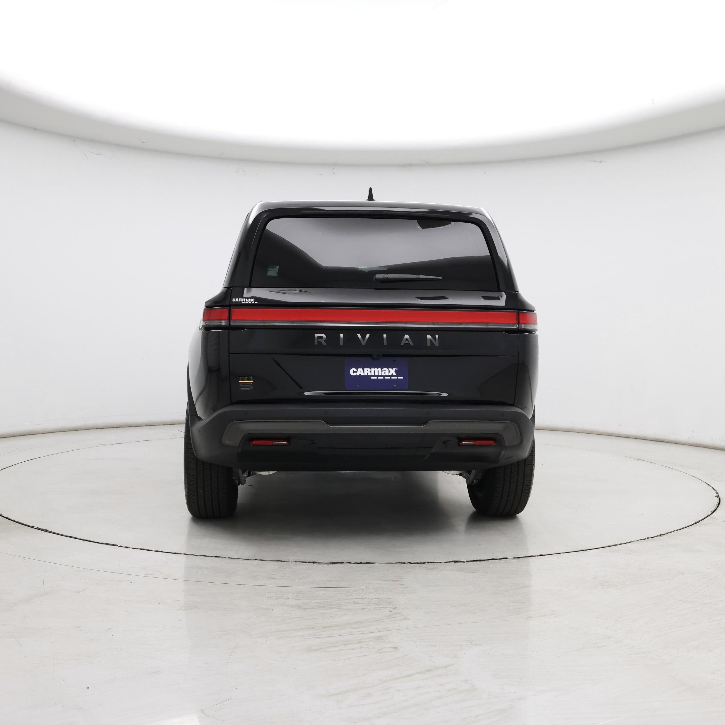 Thumbnail: 2026 Rivian R1S - 6