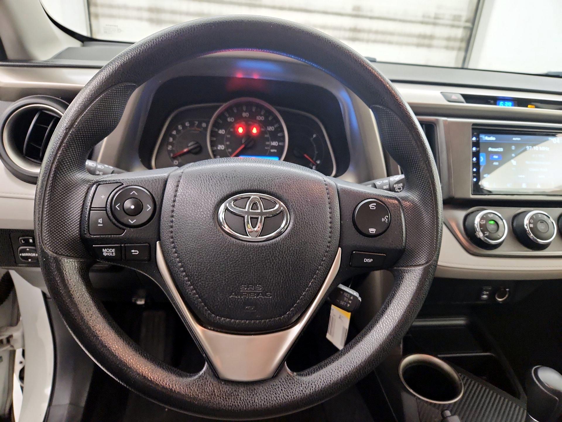 Thumbnail: 2014 Toyota RAV4 - 10