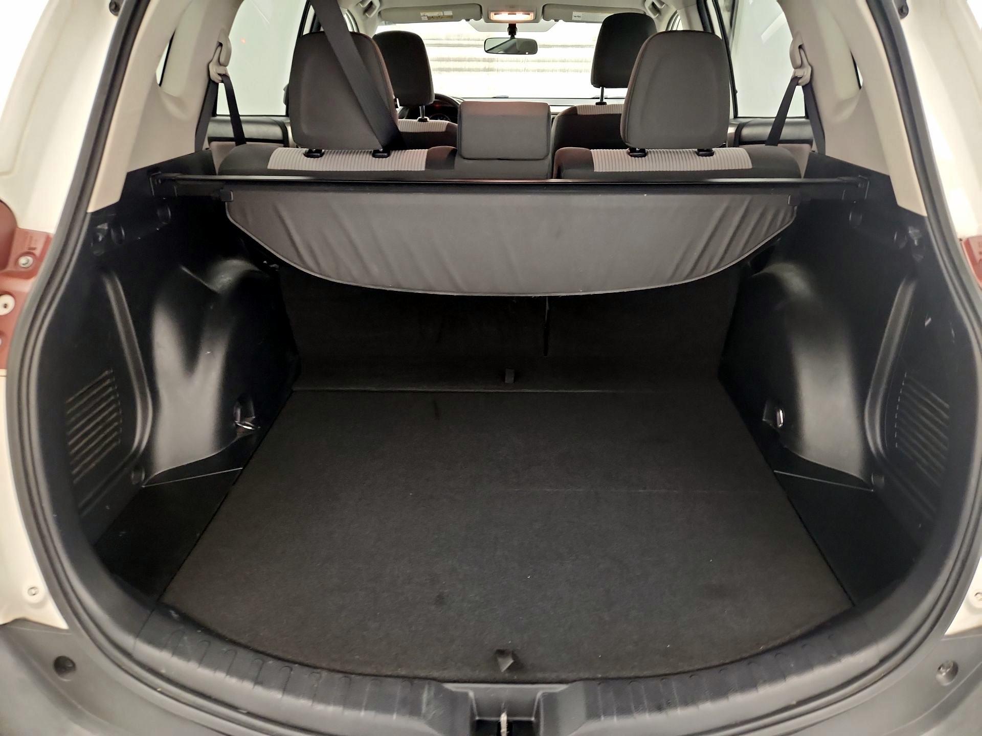 Thumbnail: 2014 Toyota RAV4 - 20