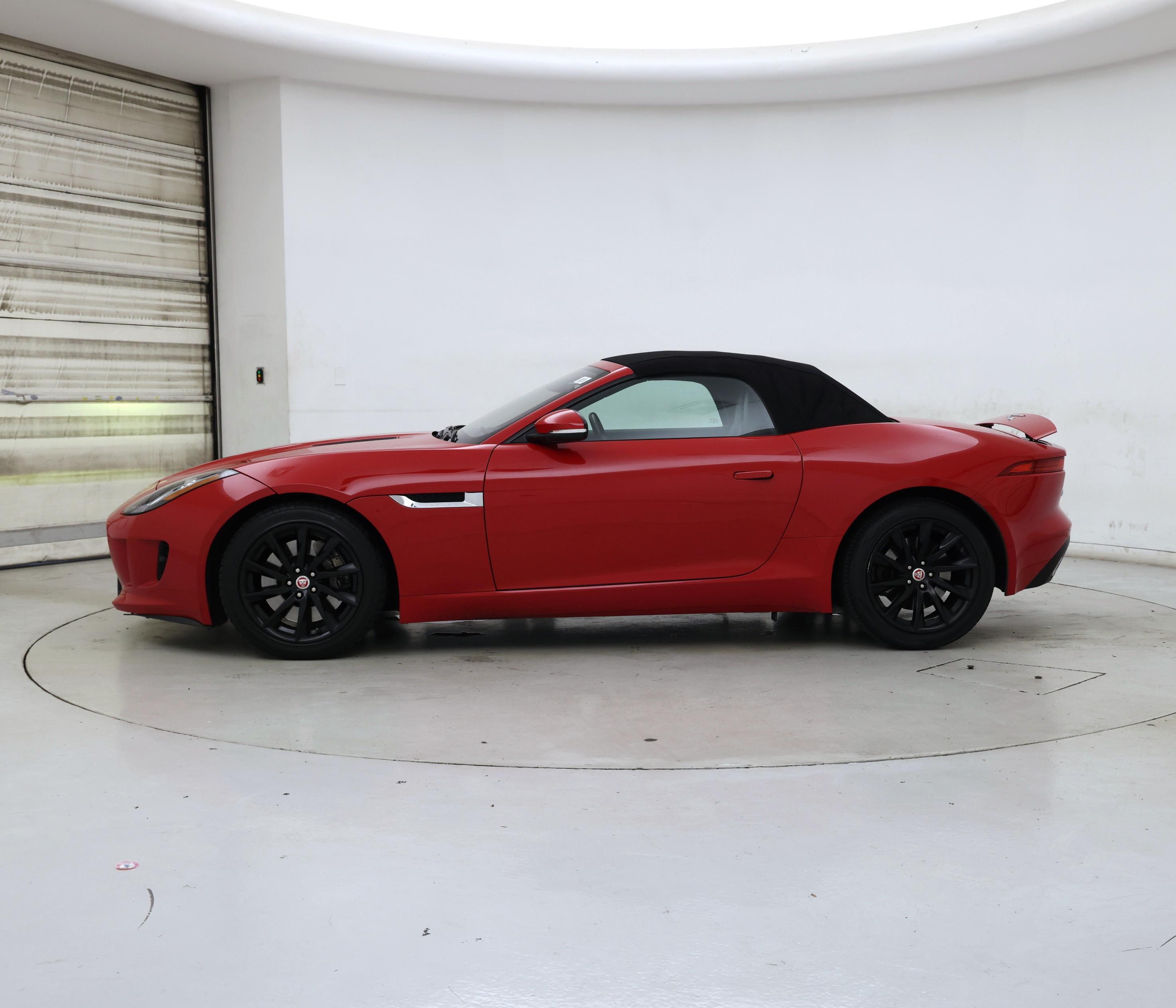 Thumbnail: 2017 Jaguar F-Type - 3