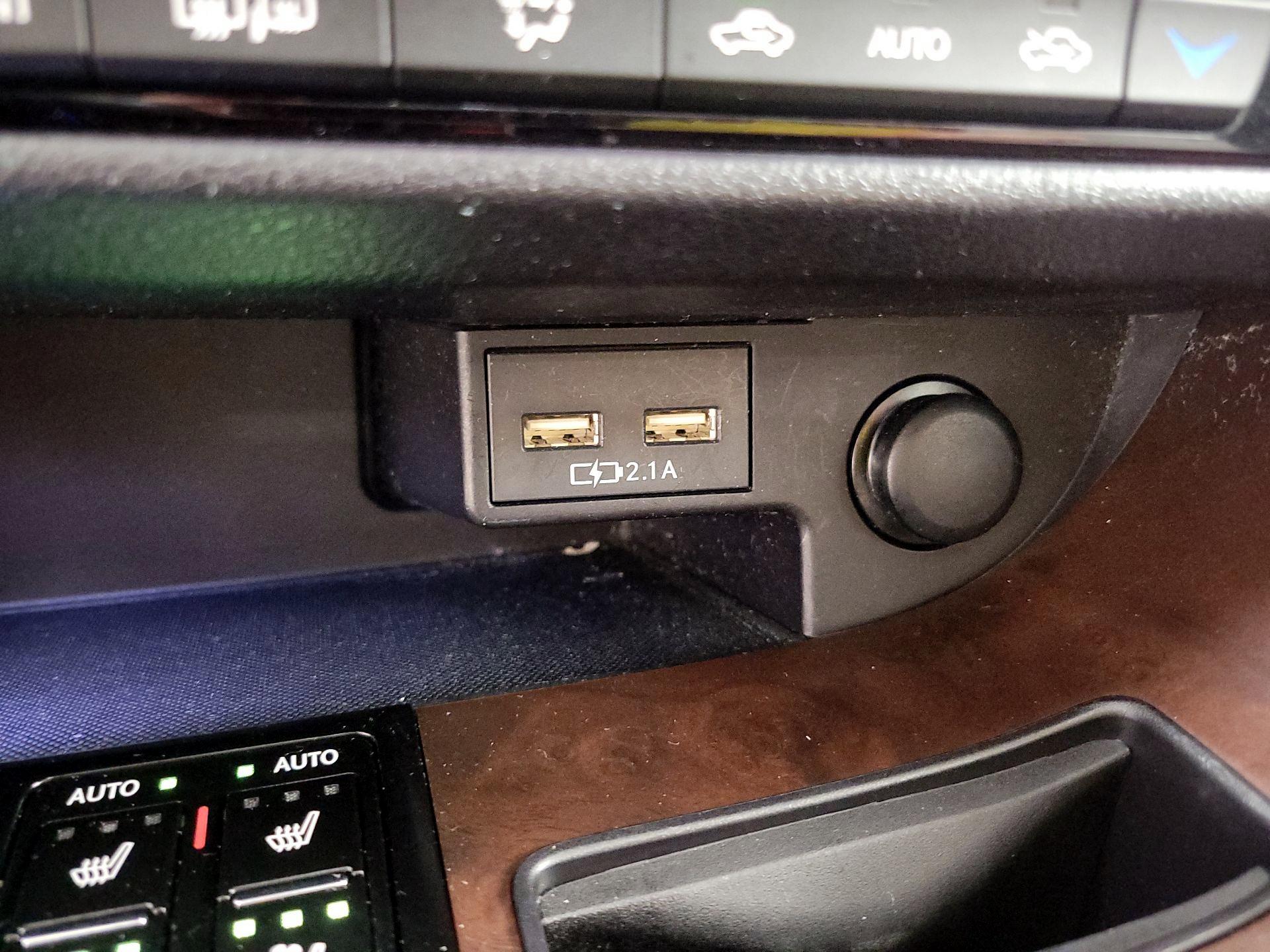 Thumbnail: 2020 Lexus RX - 19