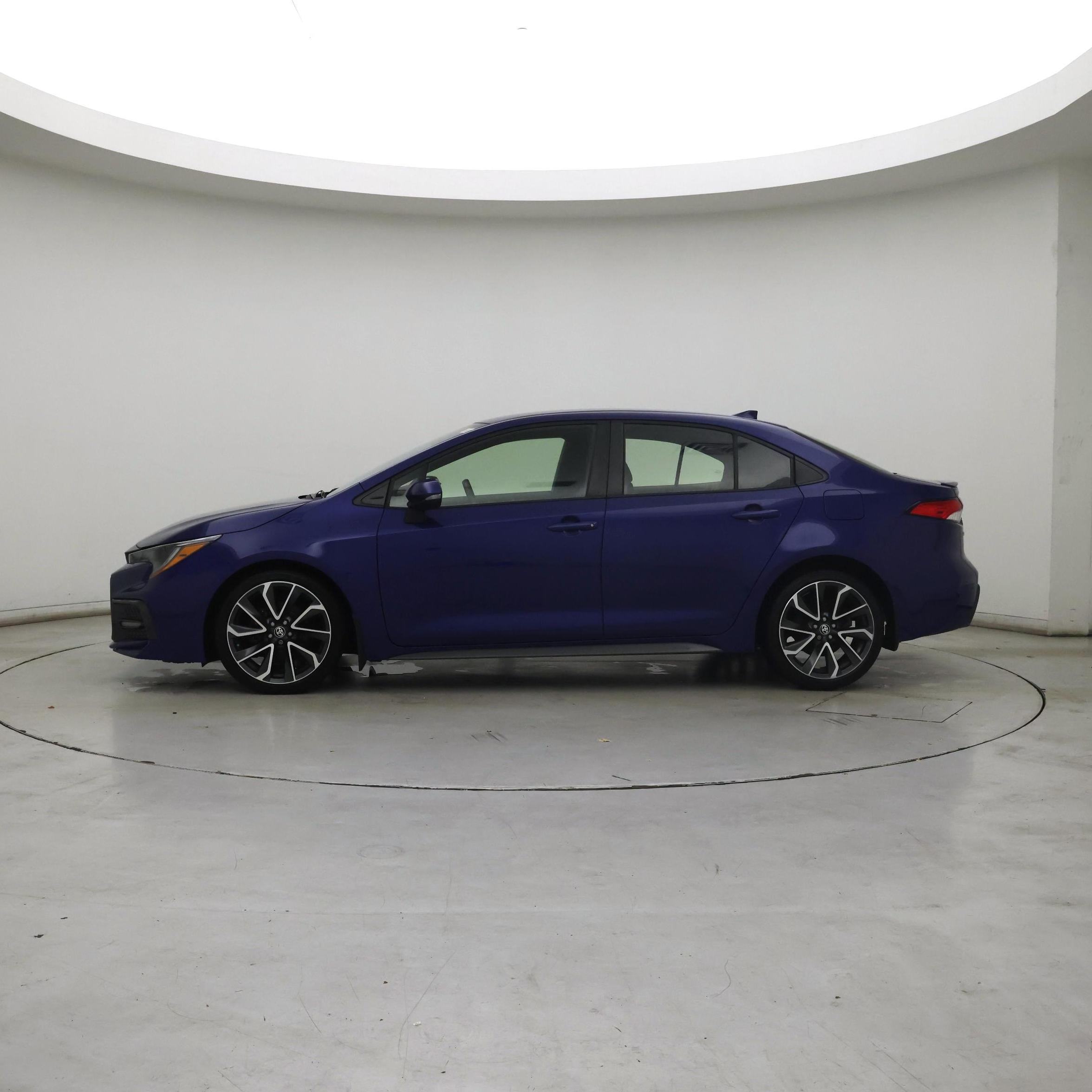 Thumbnail: 2022 Toyota Corolla - 3