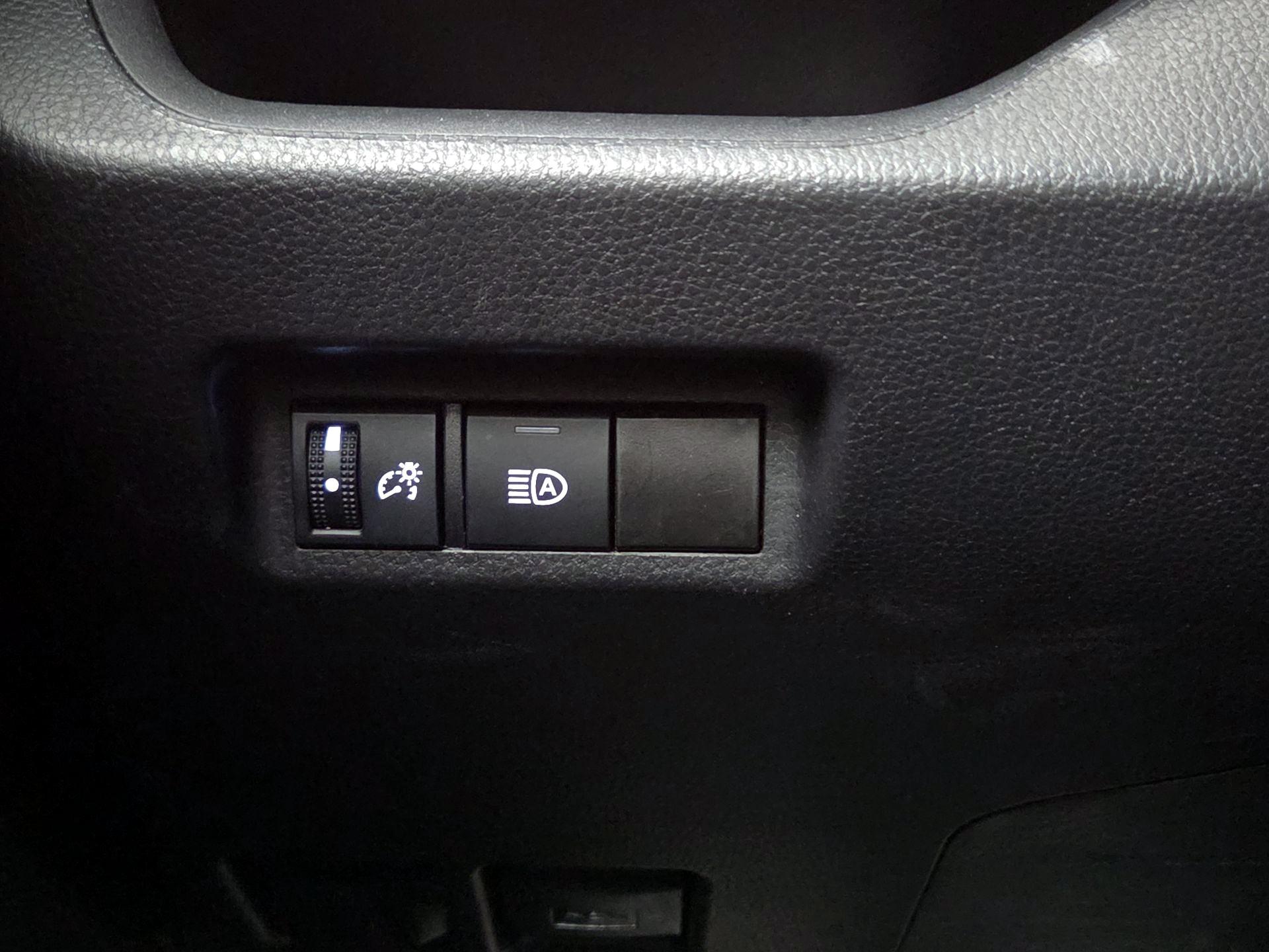Thumbnail: 2024 Toyota RAV4 - 13