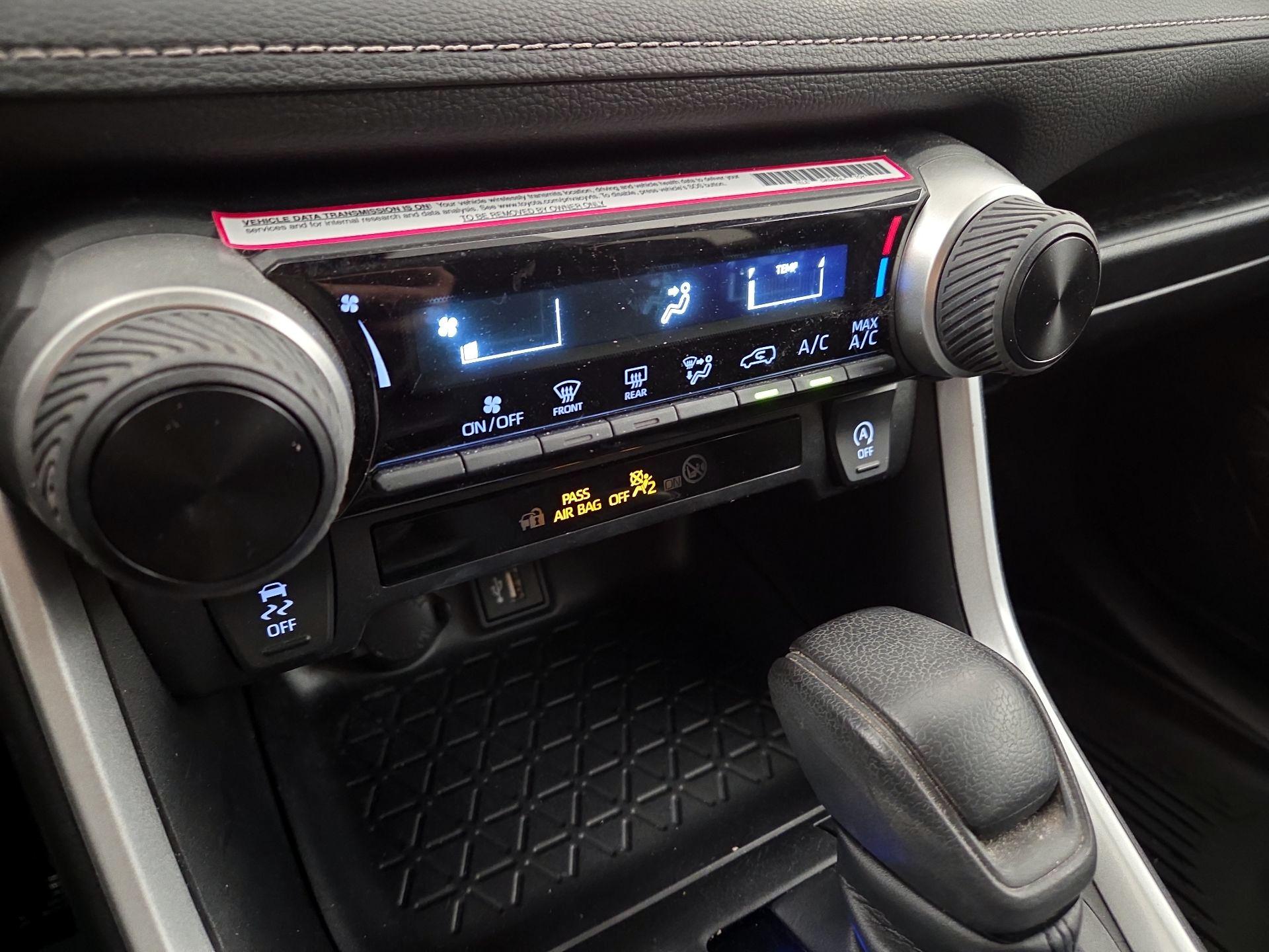 Thumbnail: 2024 Toyota RAV4 - 16