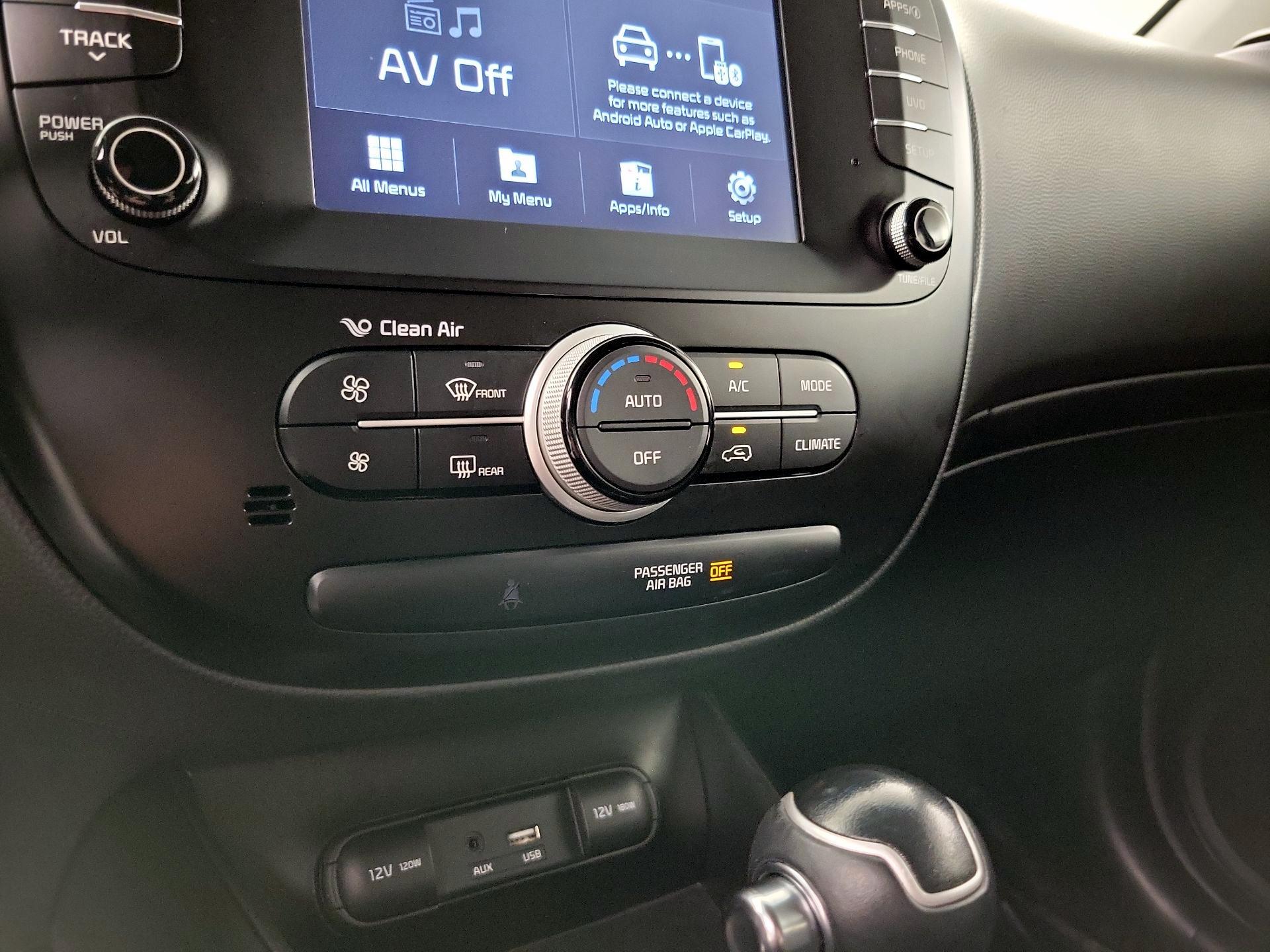Thumbnail: 2019 Kia Soul - 16