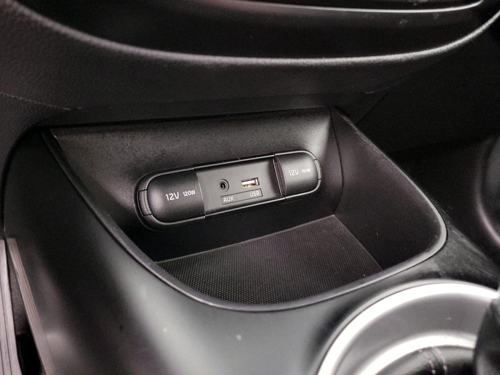 Thumbnail: 2019 Kia Soul - 18