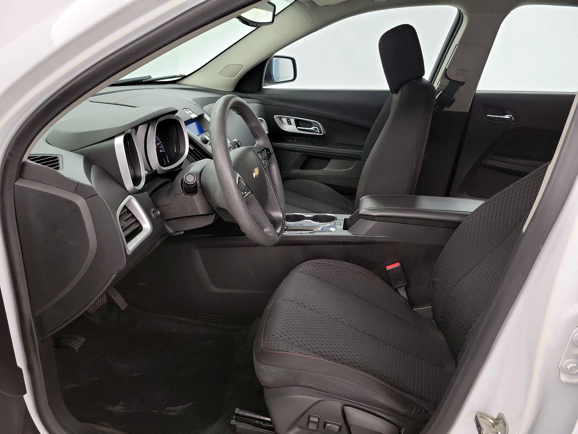 Thumbnail: 2015 Chevrolet Equinox - 11