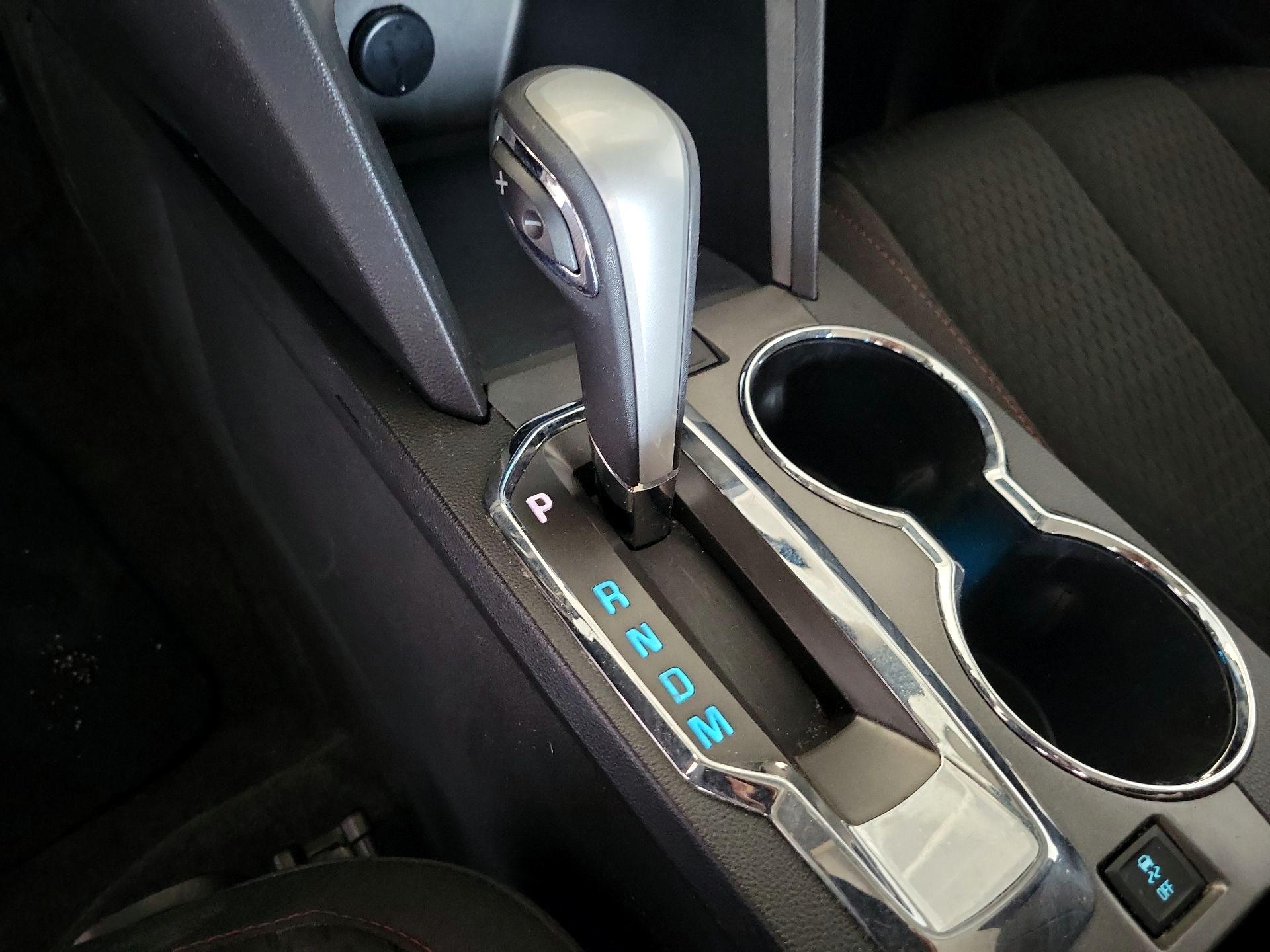 Thumbnail: 2015 Chevrolet Equinox - 15