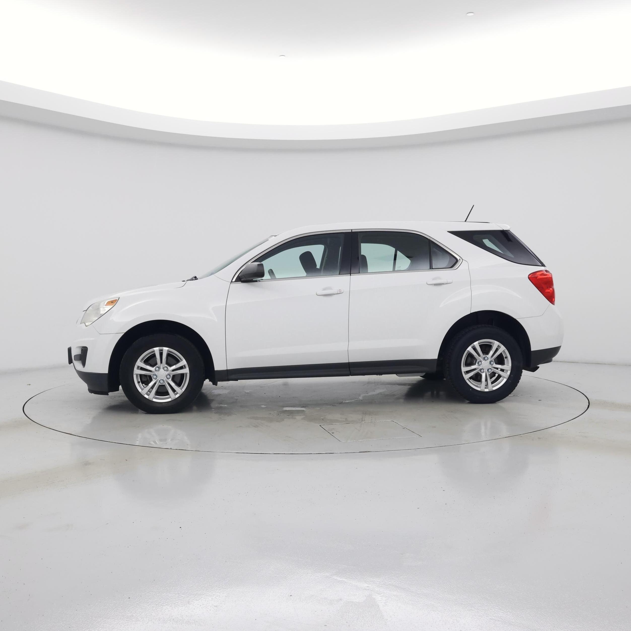 Thumbnail: 2015 Chevrolet Equinox - 3