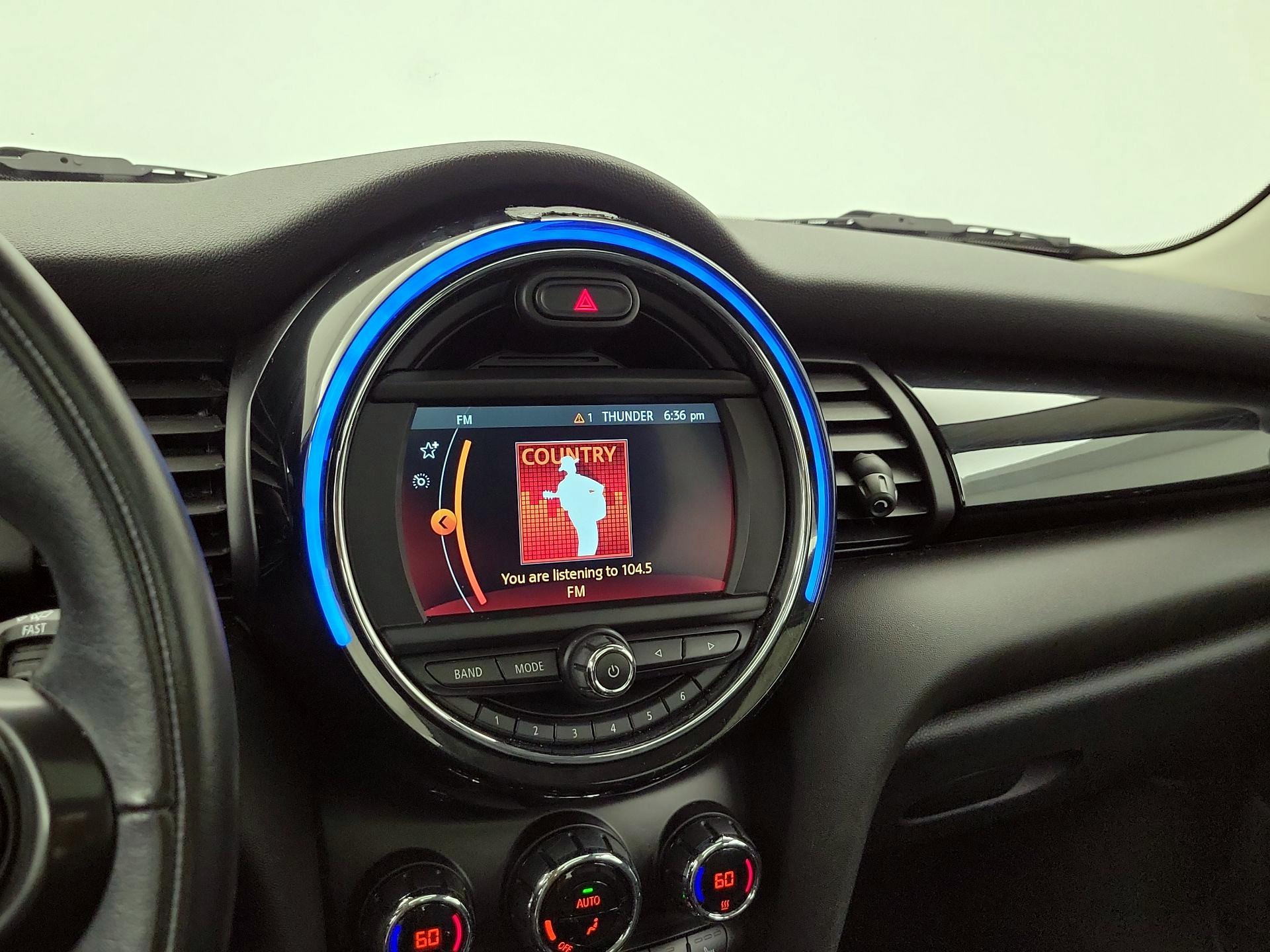 Thumbnail: 2019 MINI Cooper Hardtop - 15