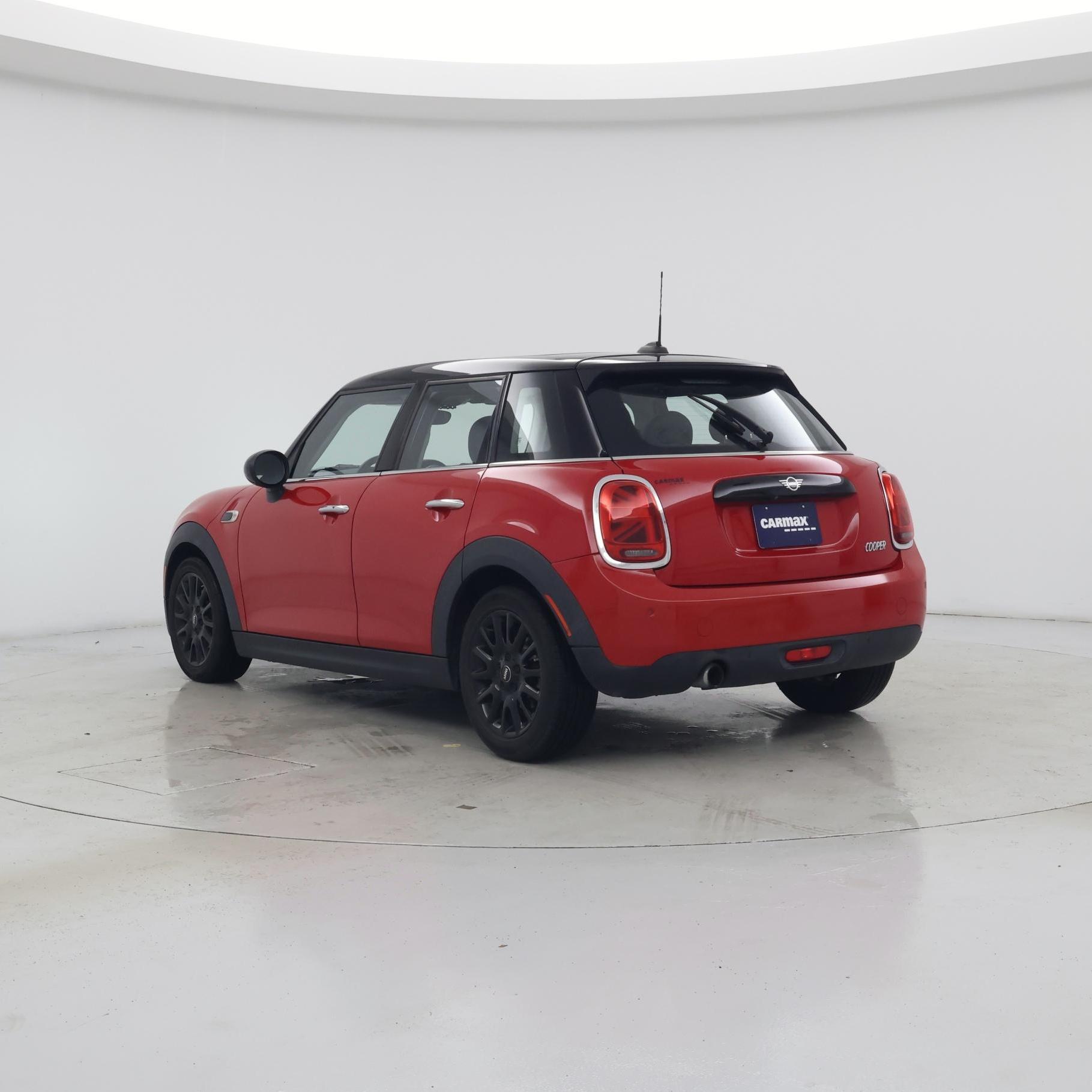 Thumbnail: 2019 MINI Cooper Hardtop - 2