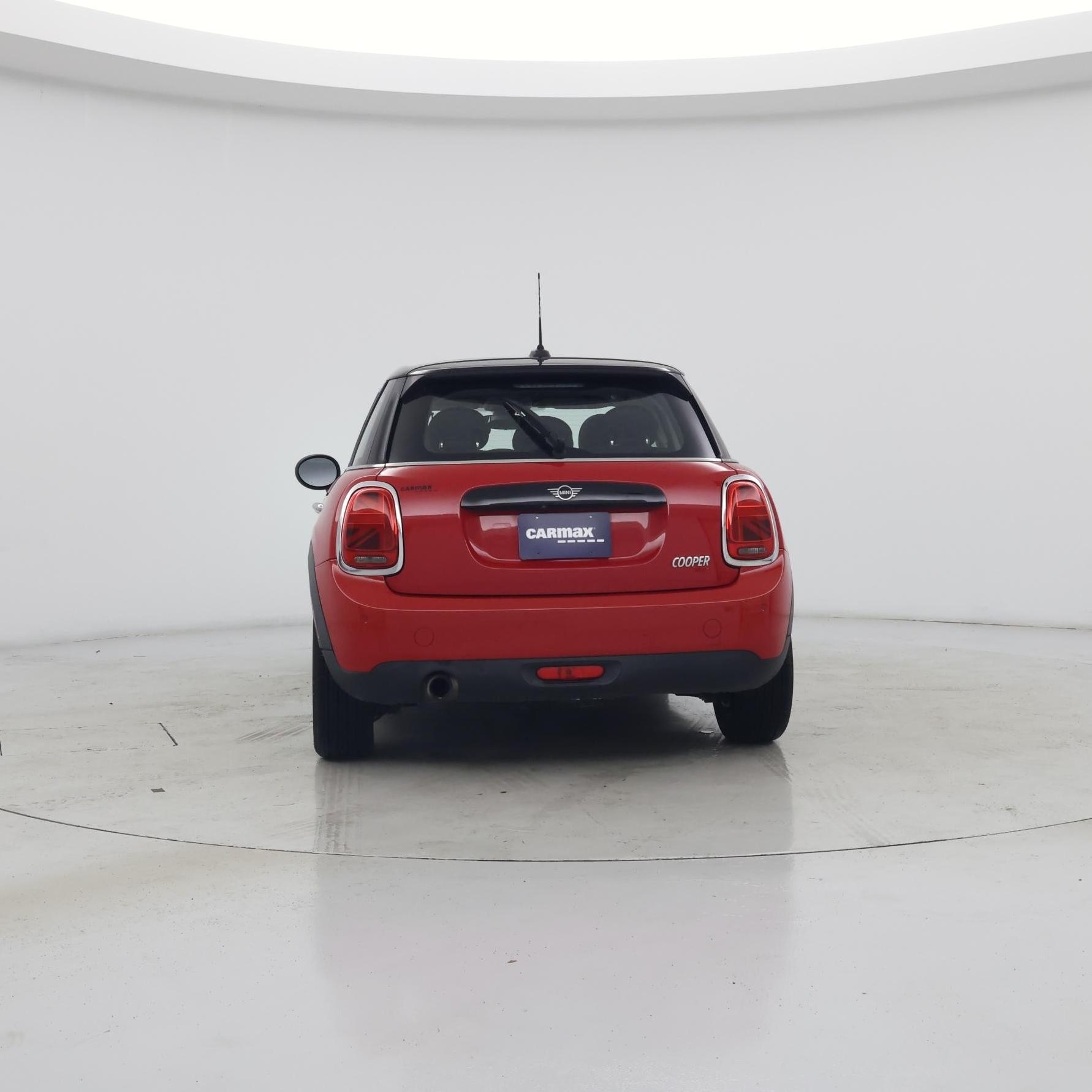 Thumbnail: 2019 MINI Cooper Hardtop - 6