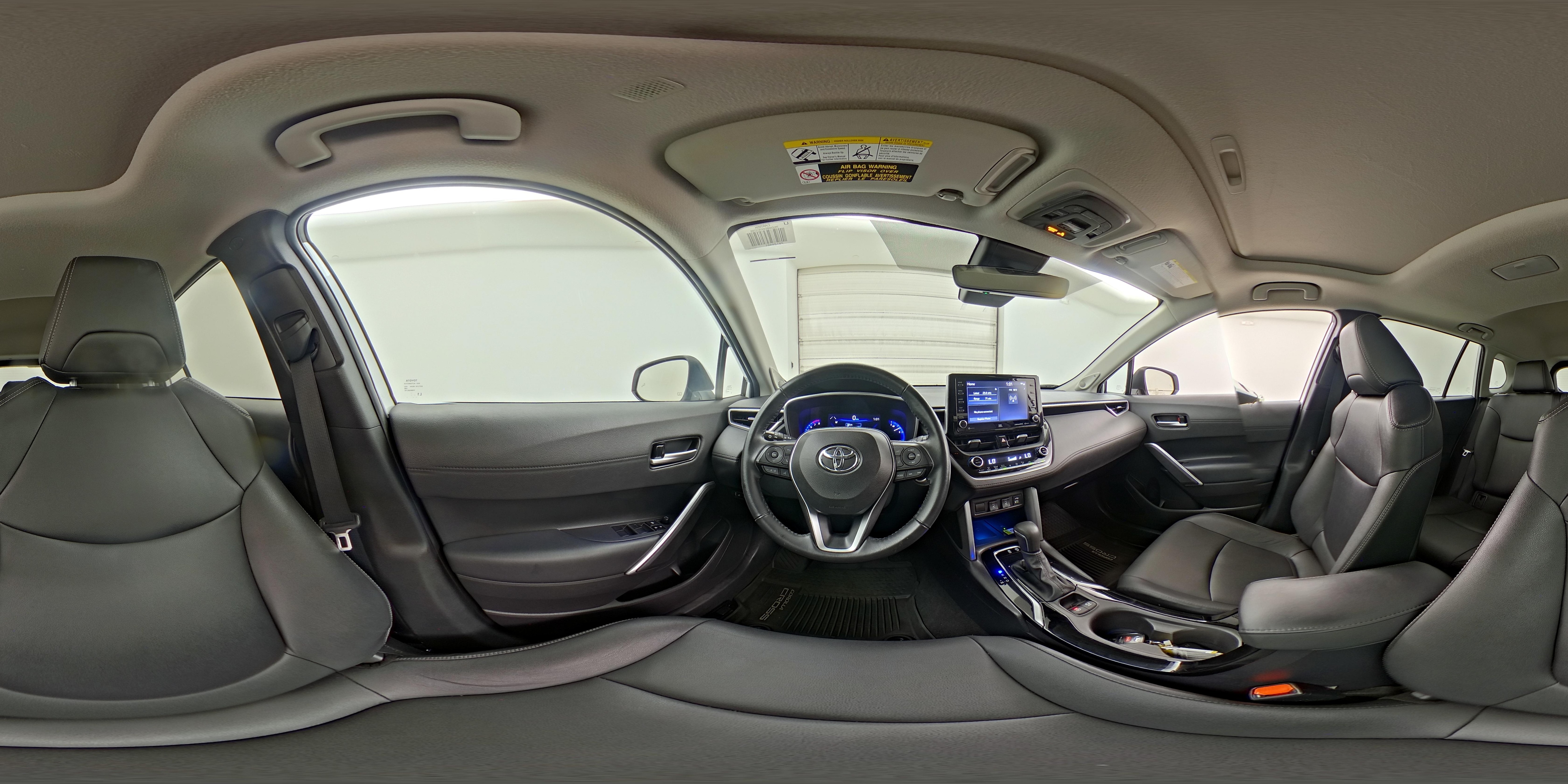 2022 Toyota Corolla Cross XLE - Photo 25
