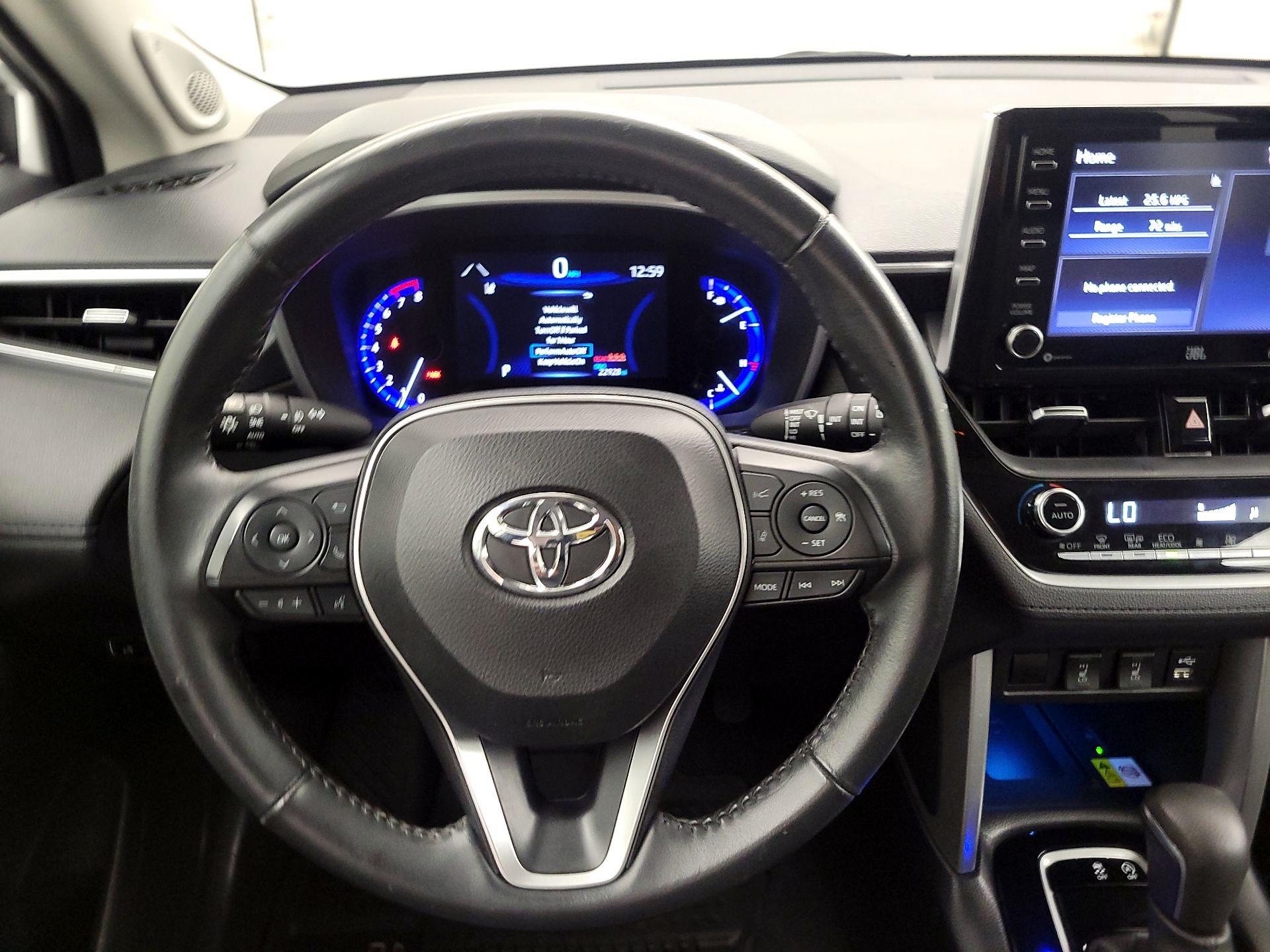 Thumbnail: 2022 Toyota Corolla Cross - 10