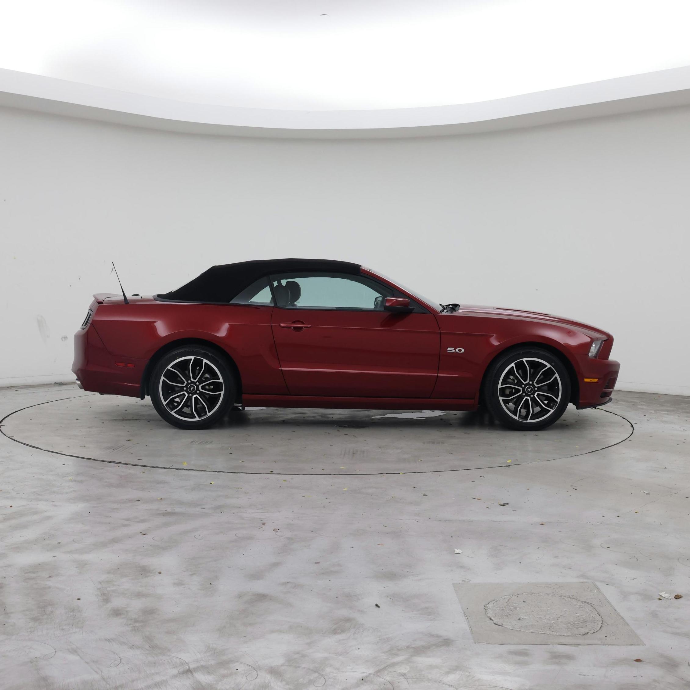 Thumbnail: 2014 Ford Mustang - 7
