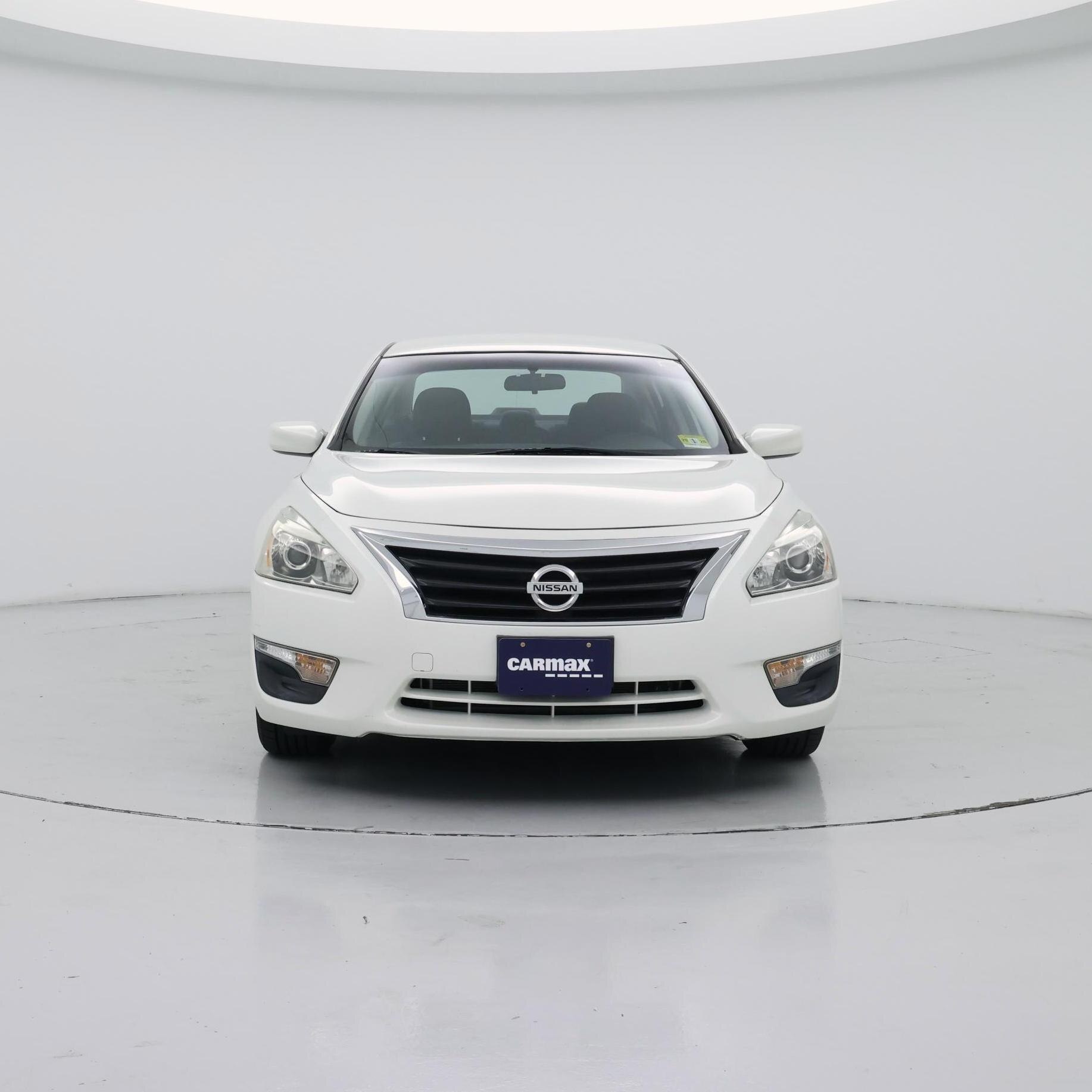 Thumbnail: 2015 Nissan Altima - 5