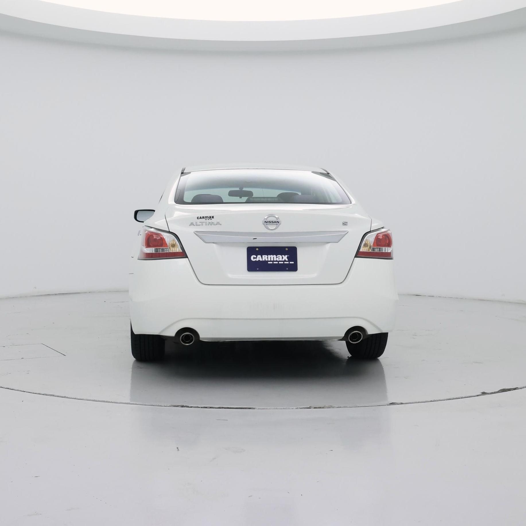 Thumbnail: 2015 Nissan Altima - 6