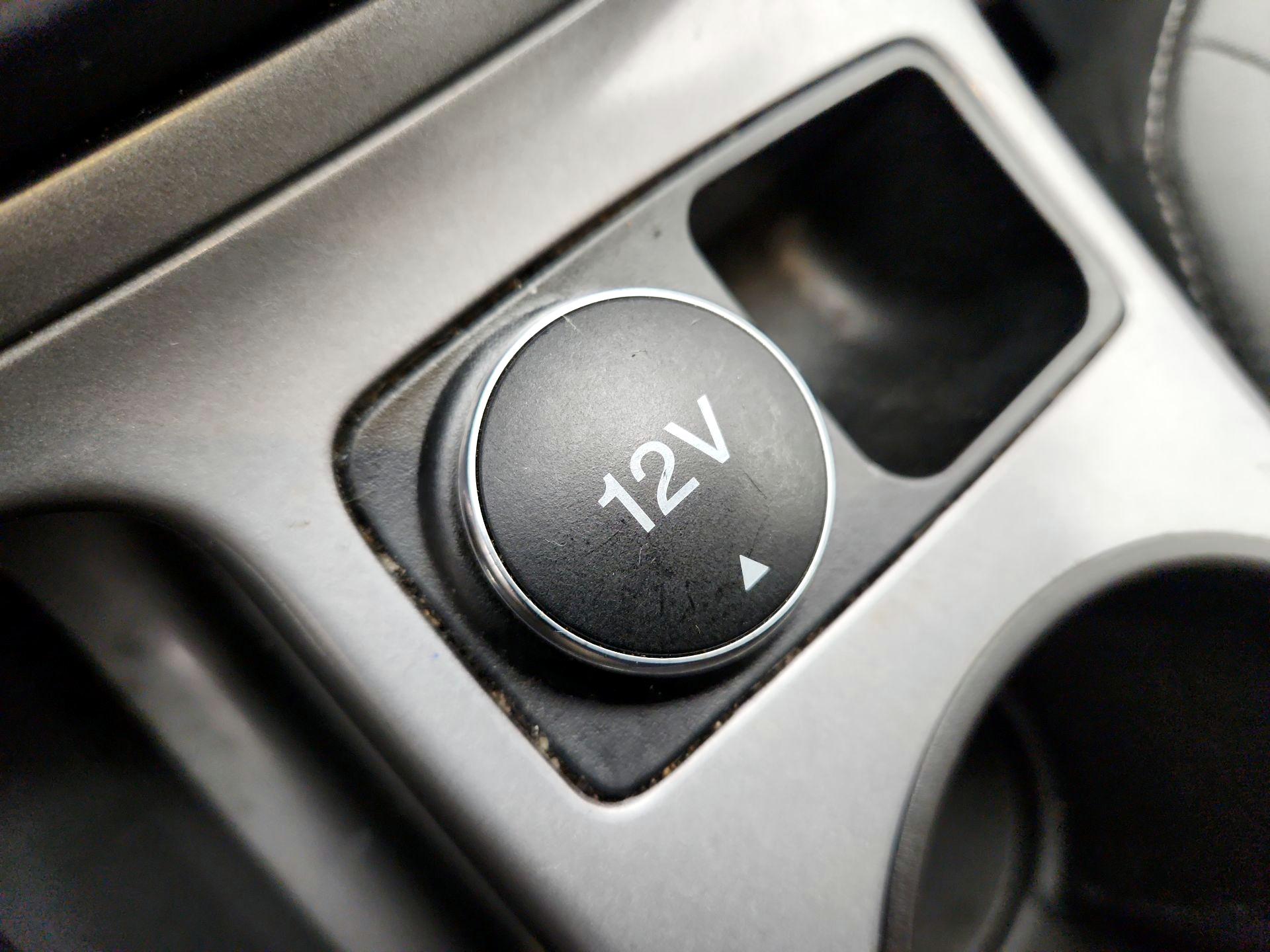 Thumbnail: 2016 Ford Escape - 18