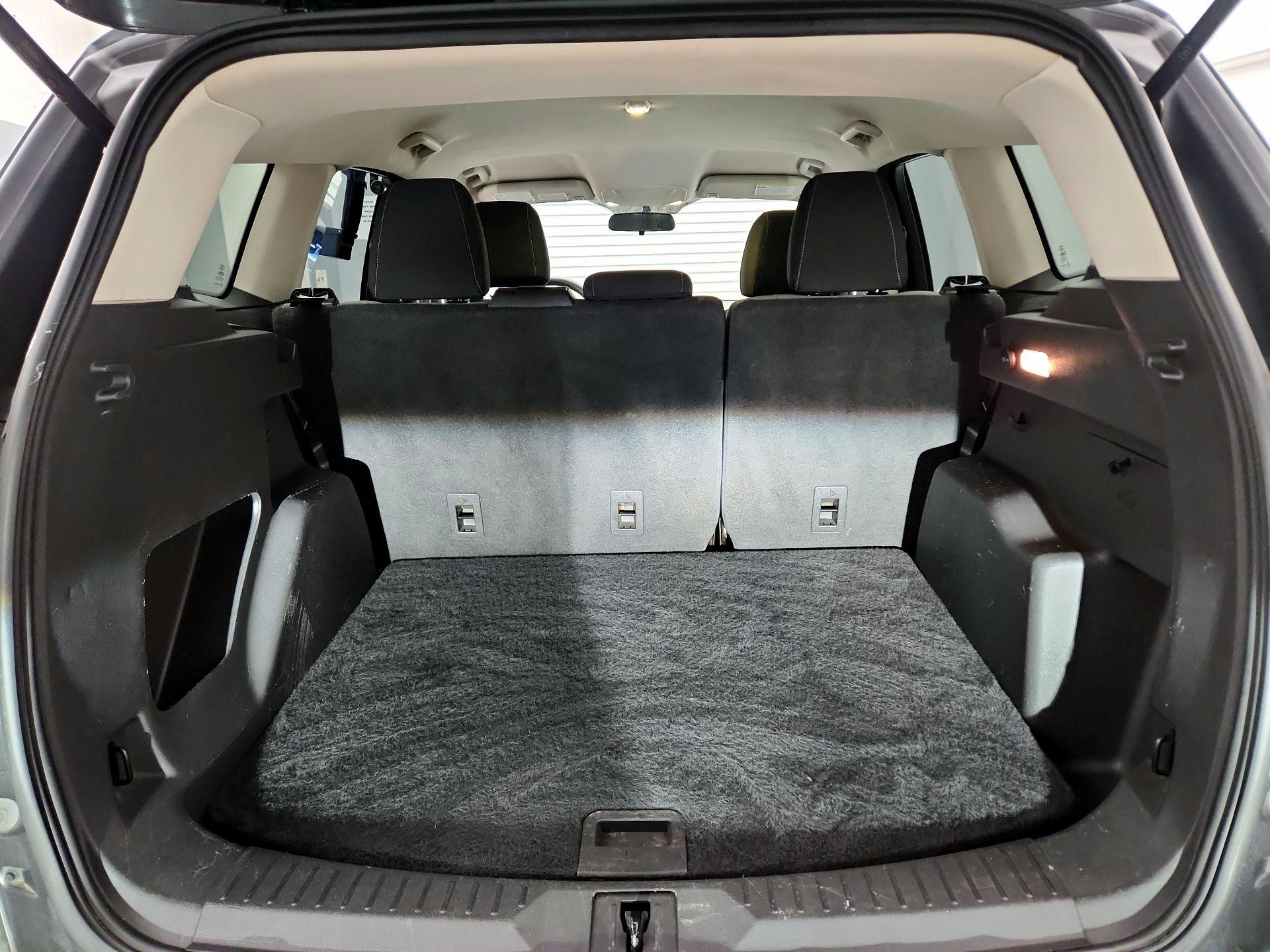 Thumbnail: 2016 Ford Escape - 20
