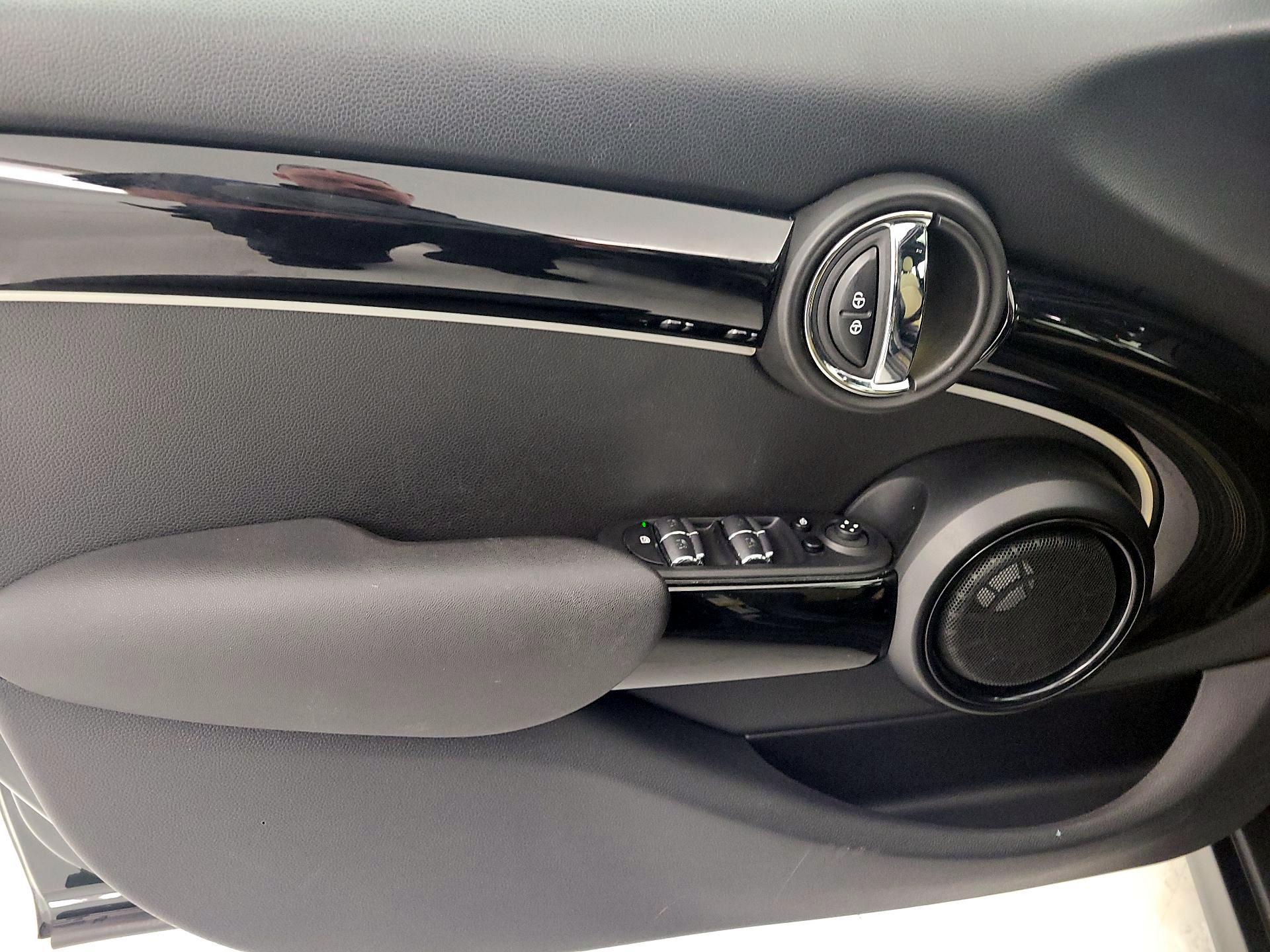 Thumbnail: 2023 MINI Cooper Hardtop - 12