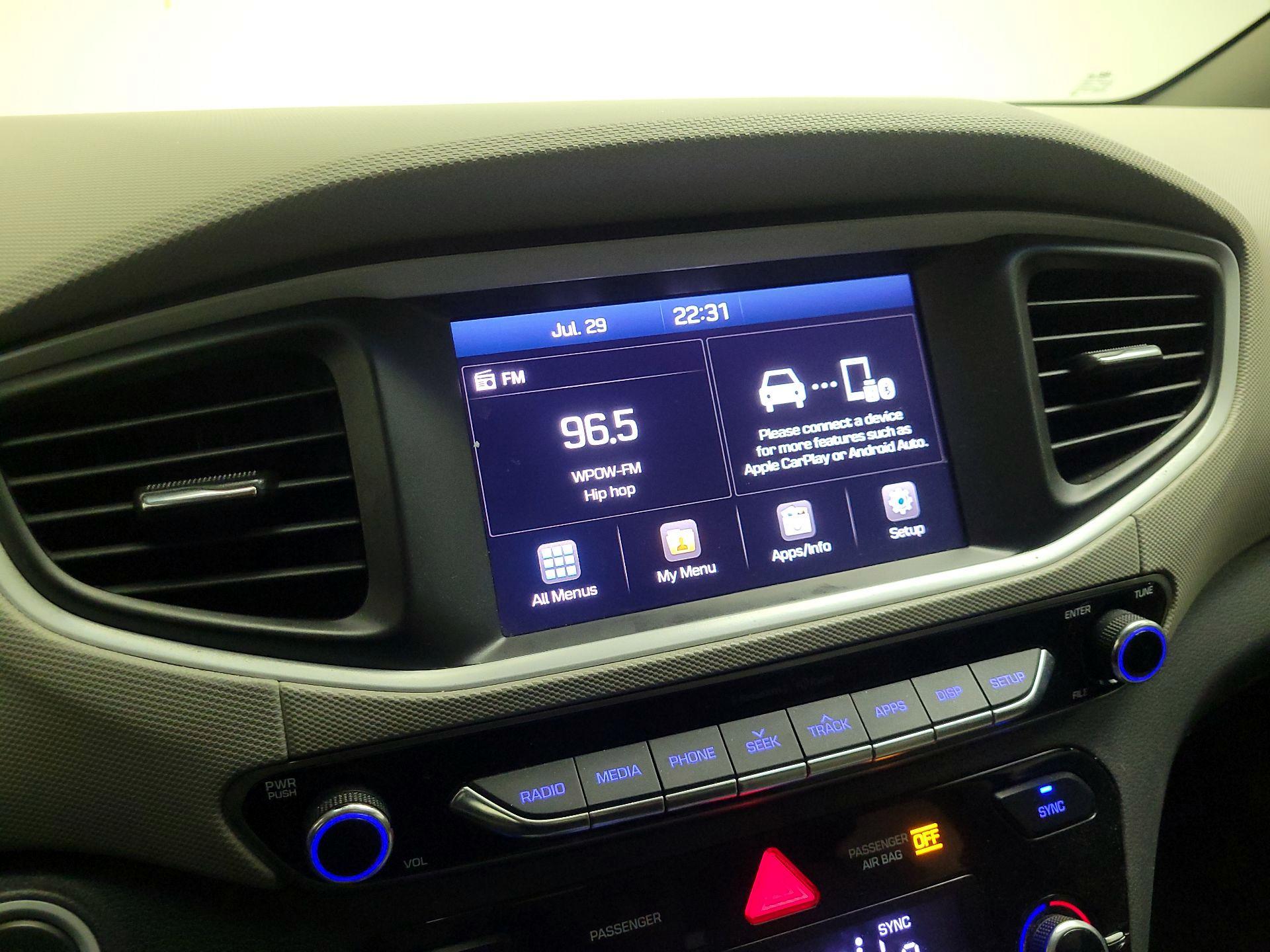 Thumbnail: 2017 Hyundai Ioniq - 15