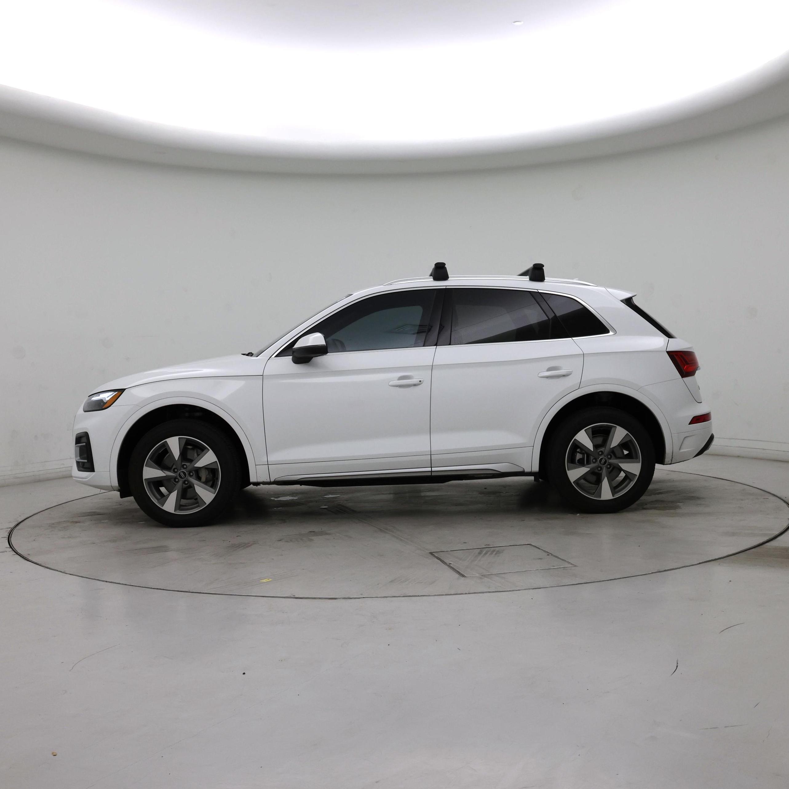 Thumbnail: 2024 Audi Q5 - 3