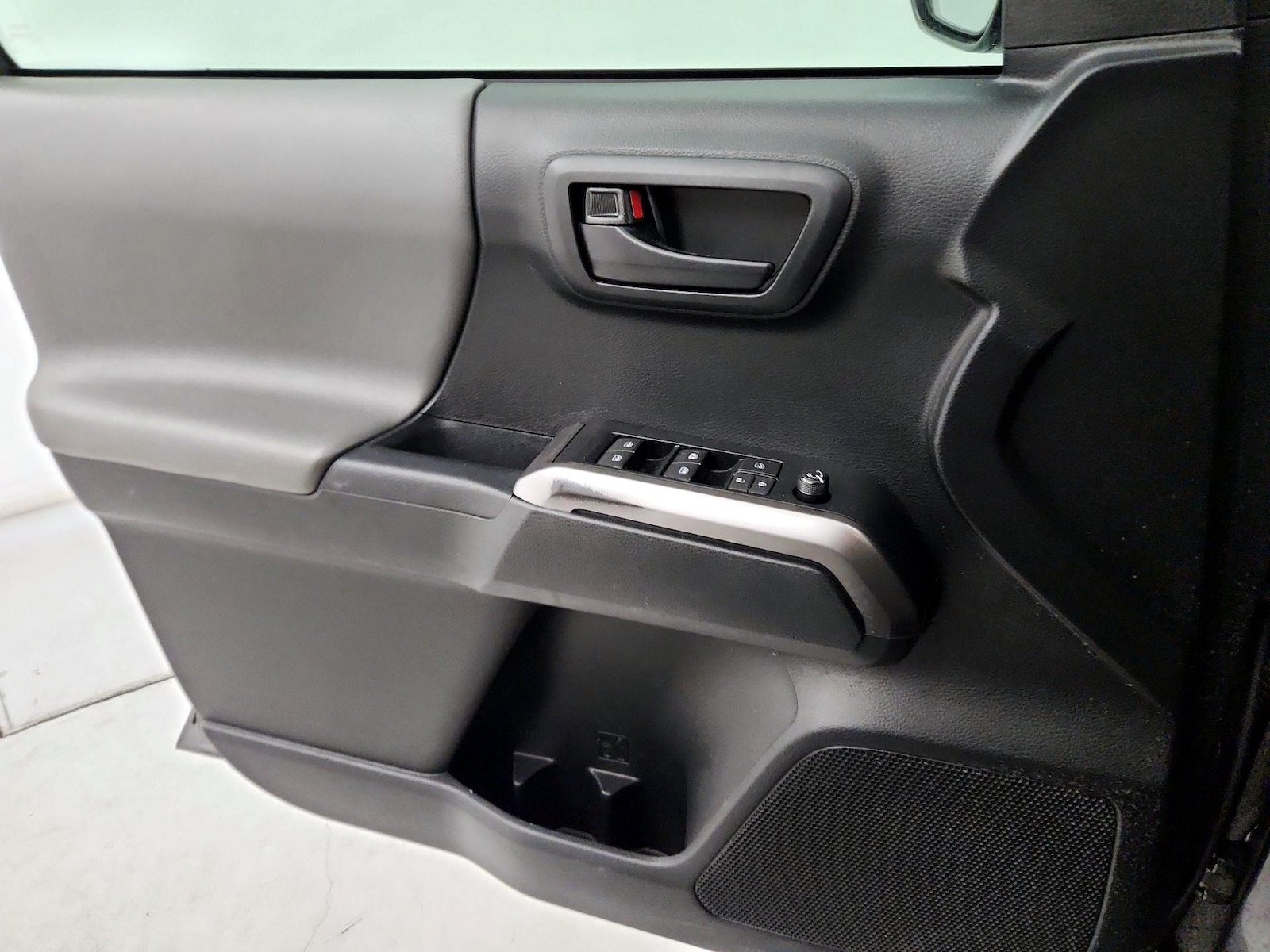 2019 Toyota Tacoma SR5 - Photo 13