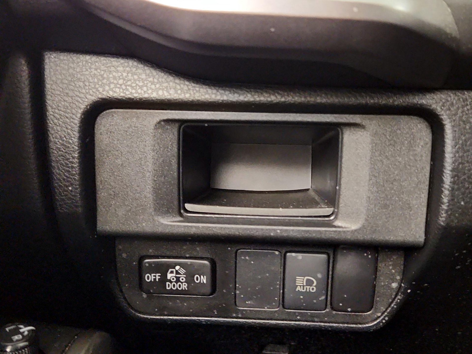 2019 Toyota Tacoma SR5 - Photo 14