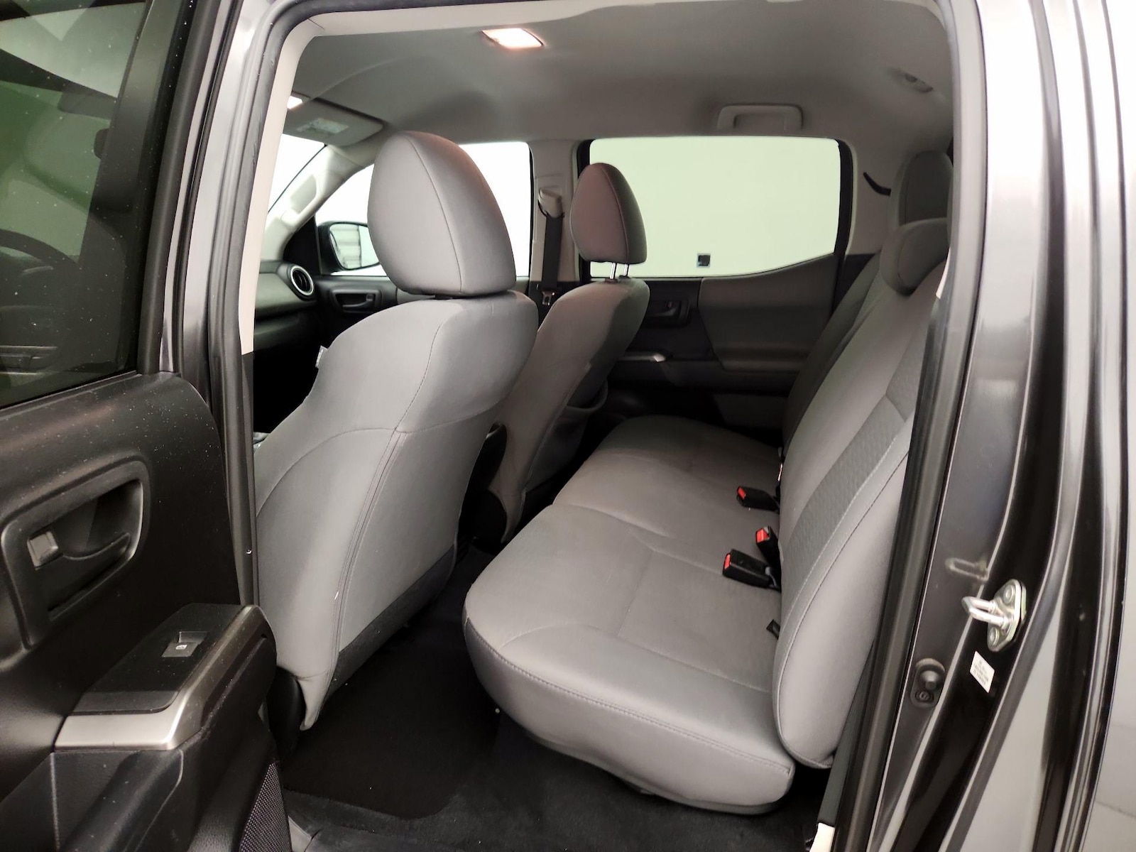 2019 Toyota Tacoma SR5 - Photo 20