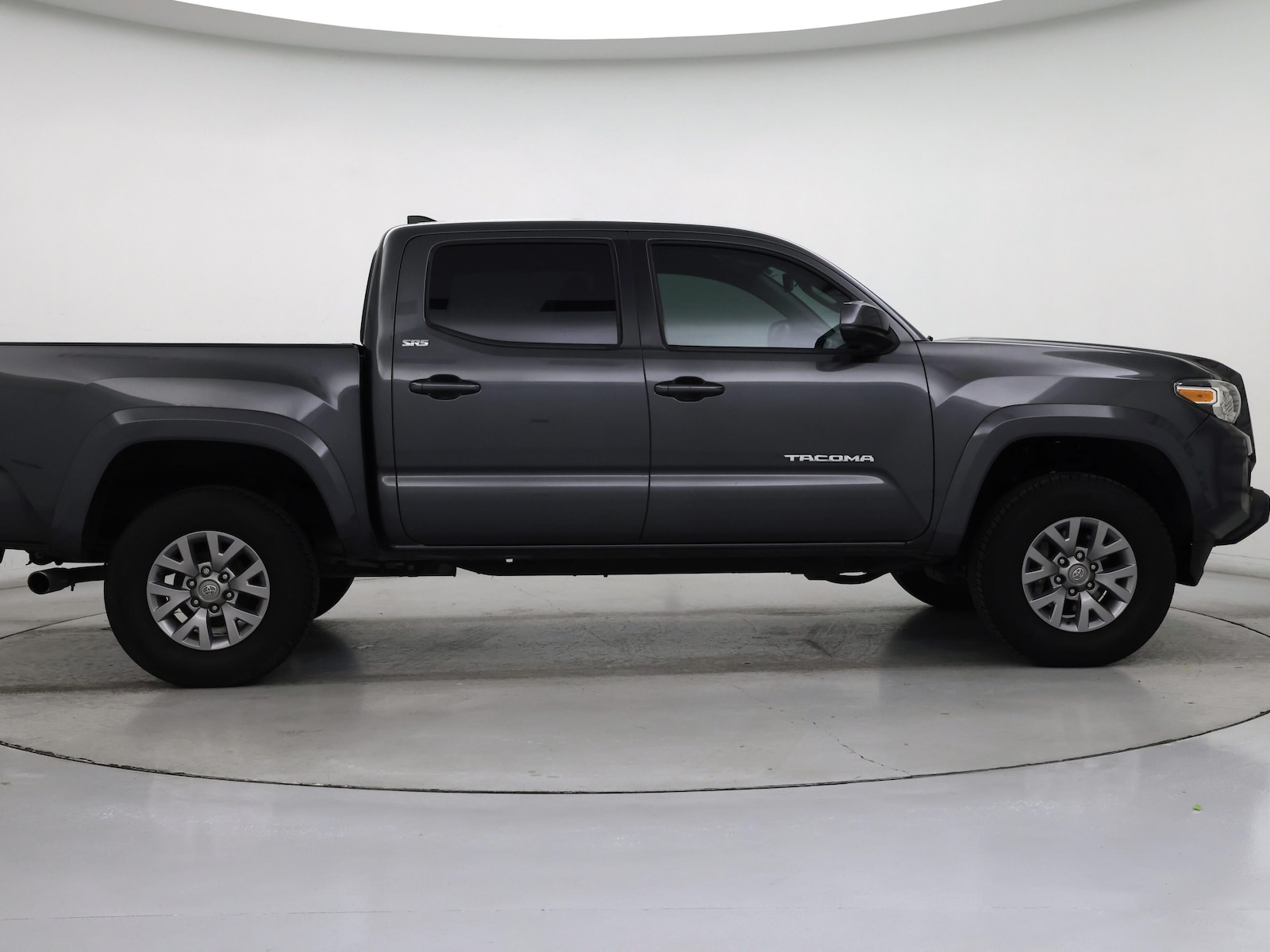 2019 Toyota Tacoma SR5 - Photo 8