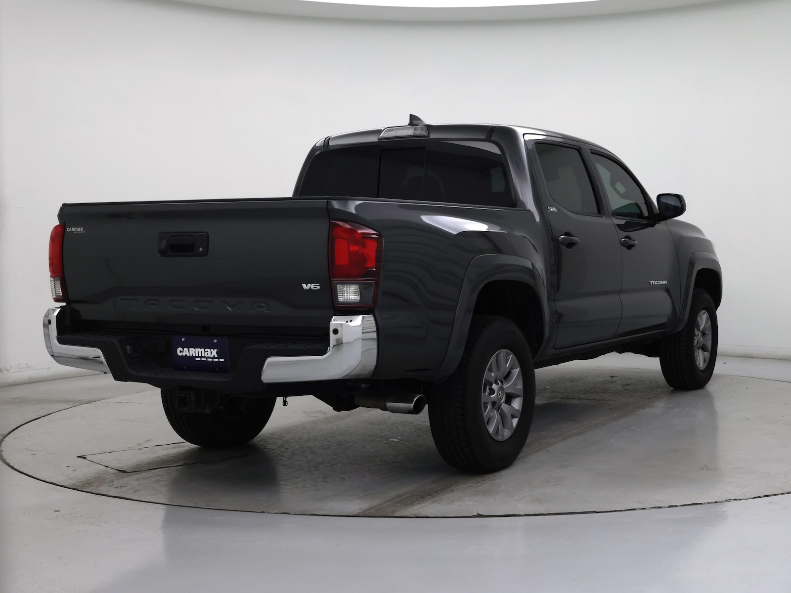 2019 Toyota Tacoma SR5 - Photo 9
