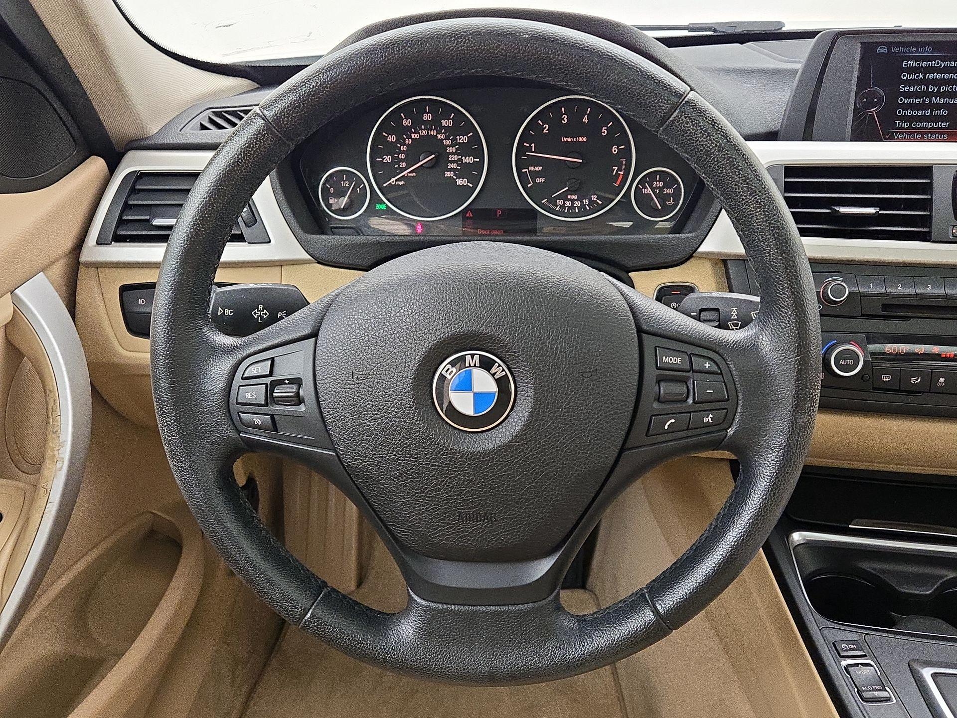 Thumbnail: 2015 BMW 3 Series - 10