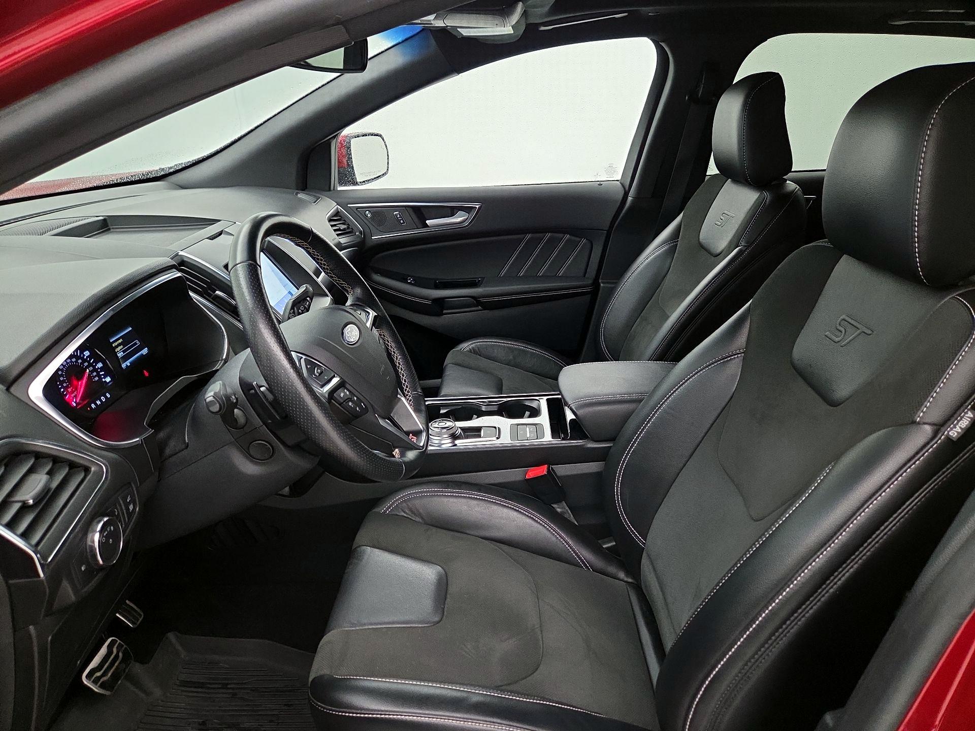 Thumbnail: 2020 Ford Edge - 9