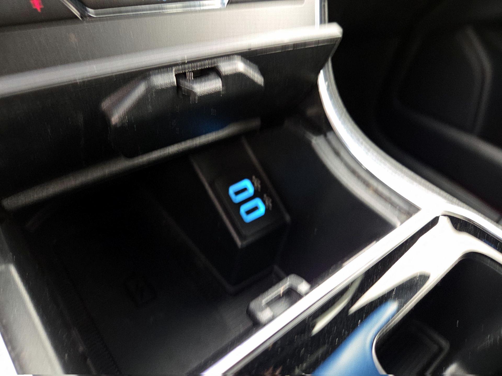 Thumbnail: 2020 Ford Edge - 16