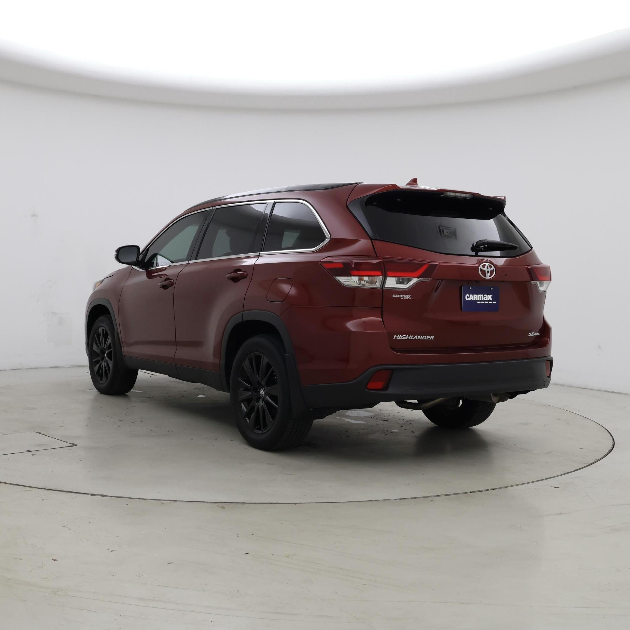 Thumbnail: 2019 Toyota Highlander - 2