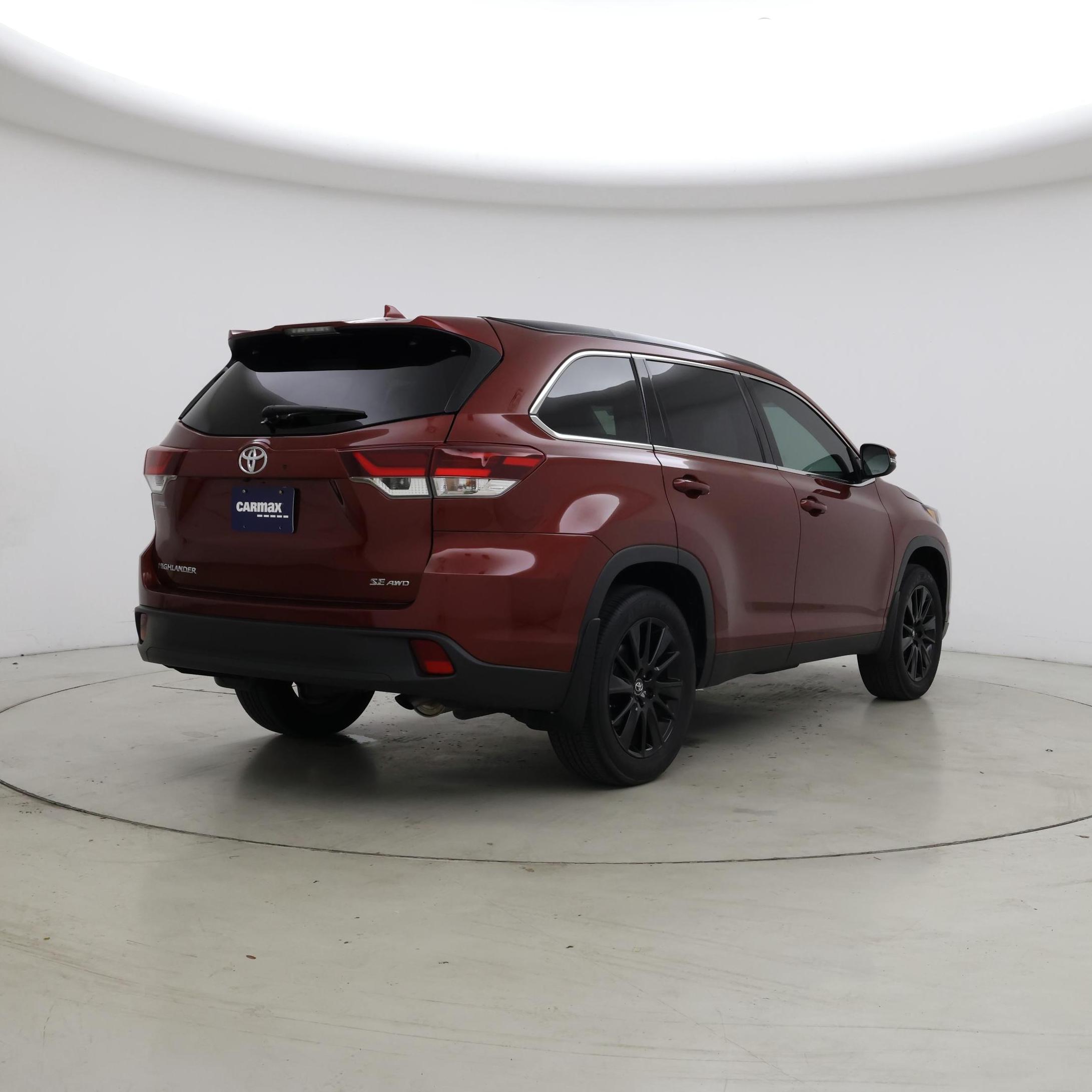 Thumbnail: 2019 Toyota Highlander - 8