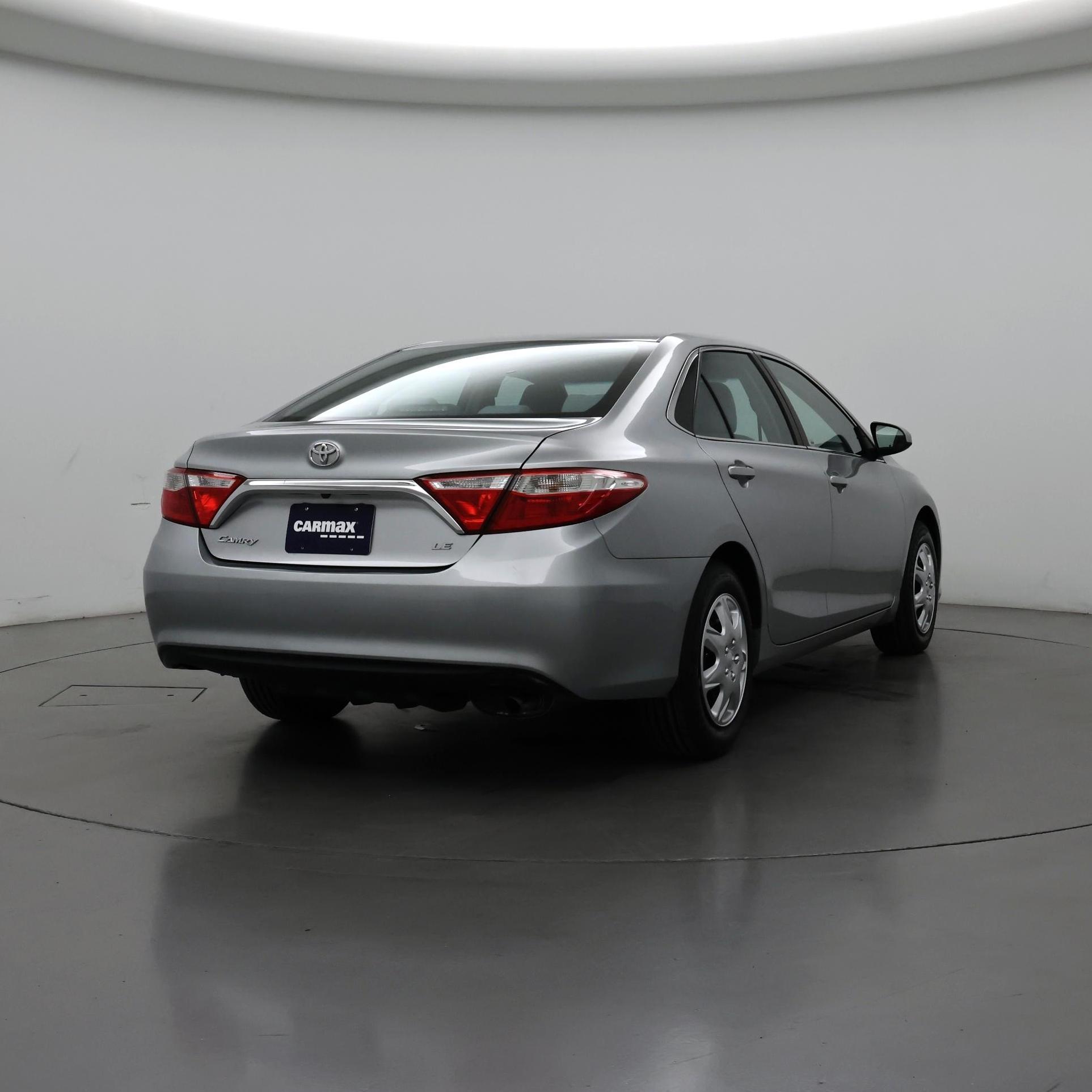 Thumbnail: 2017 Toyota Camry - 8