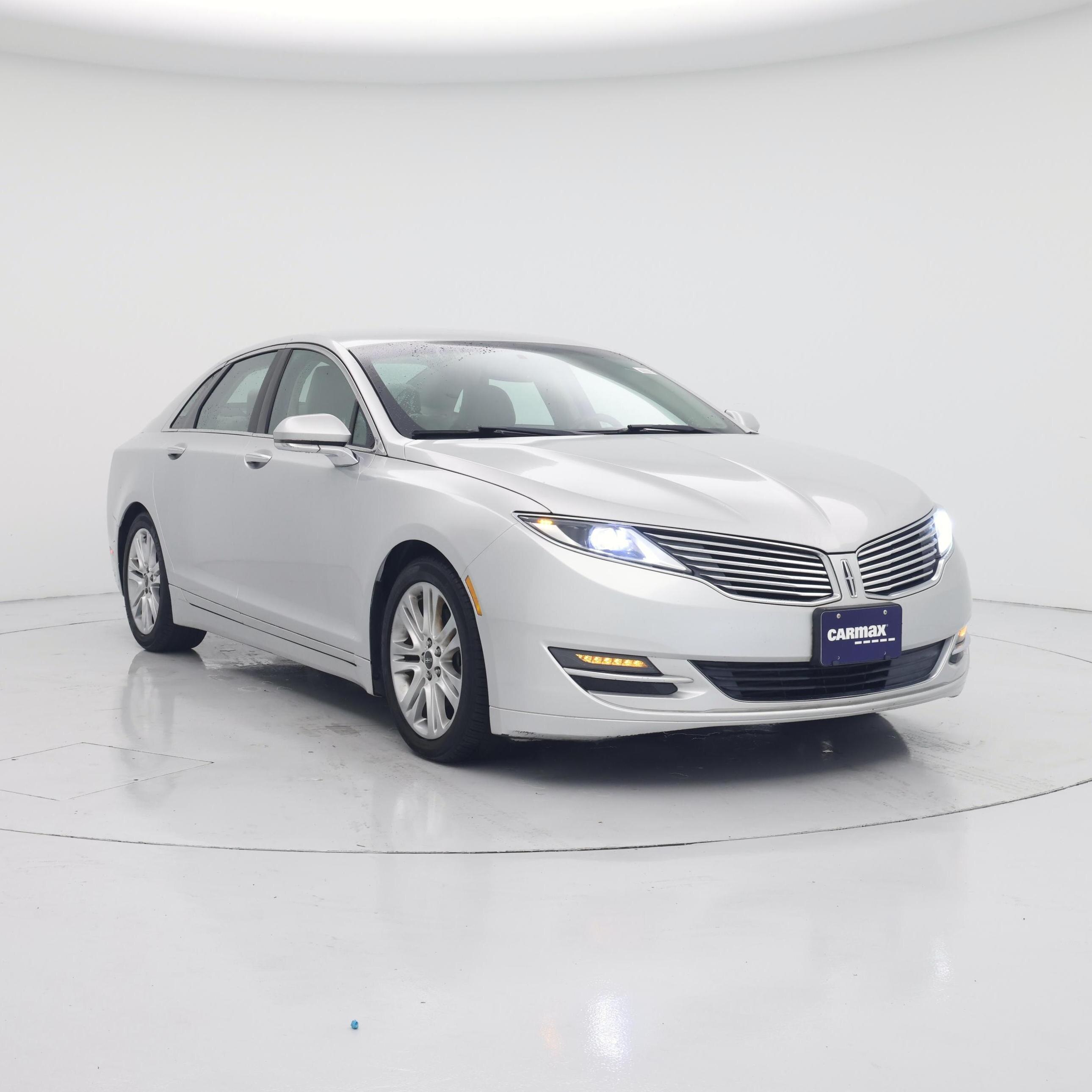 Silver 2016 Lincoln MKZ Sedan Front-Wheel Drive Automatic