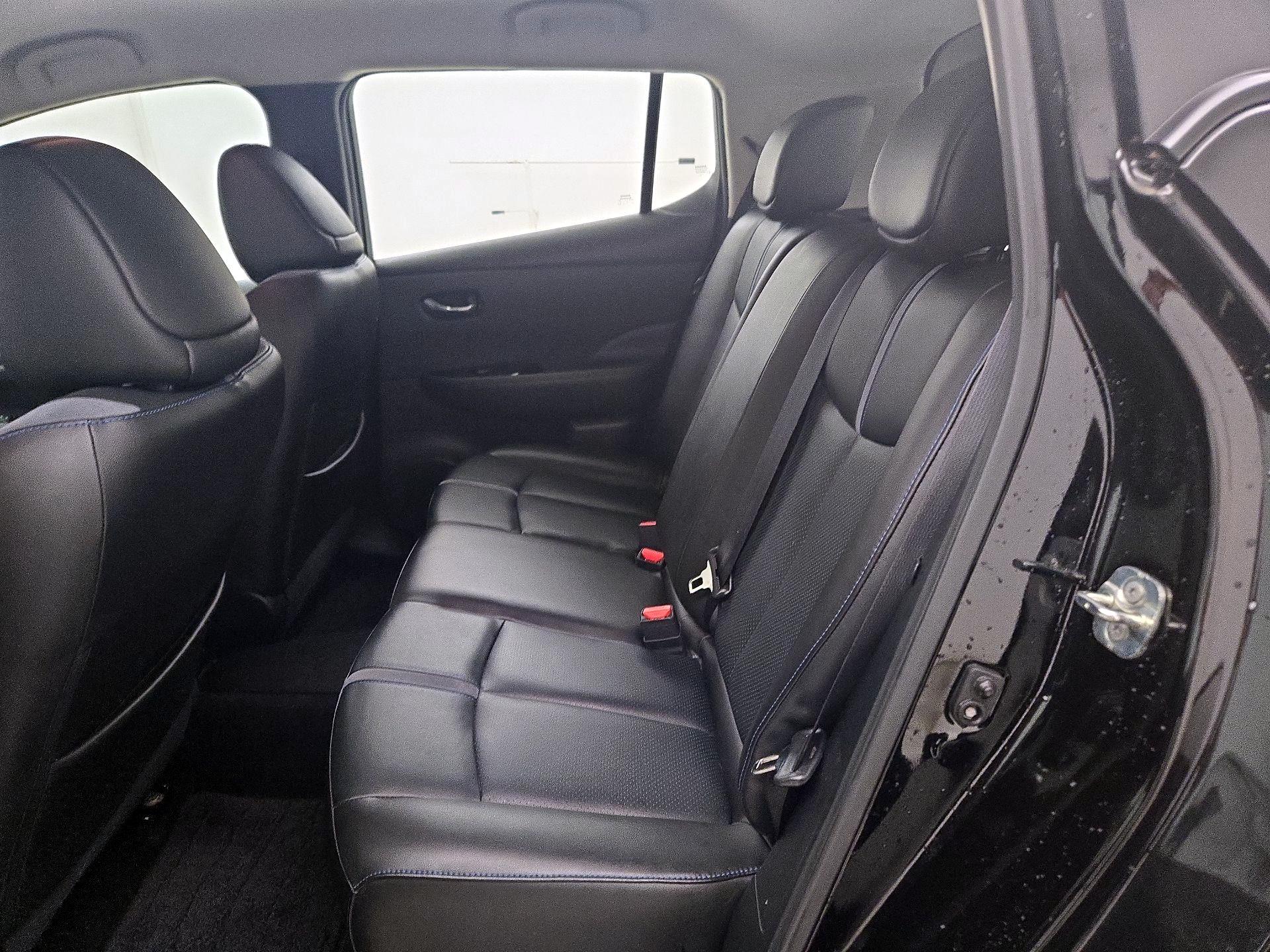 Thumbnail: 2019 Nissan Leaf - 19