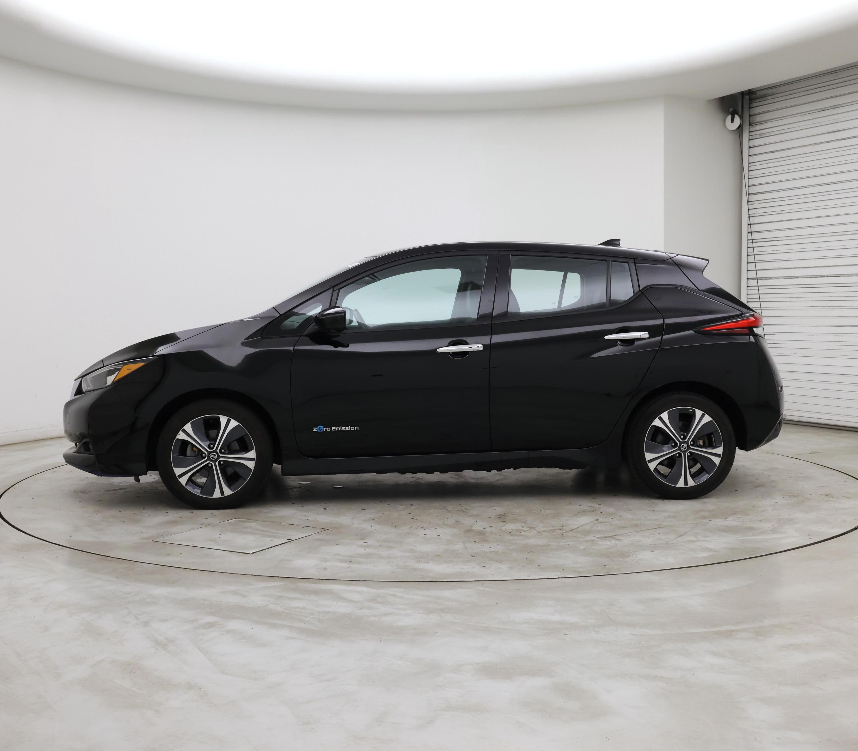 Thumbnail: 2019 Nissan Leaf - 3