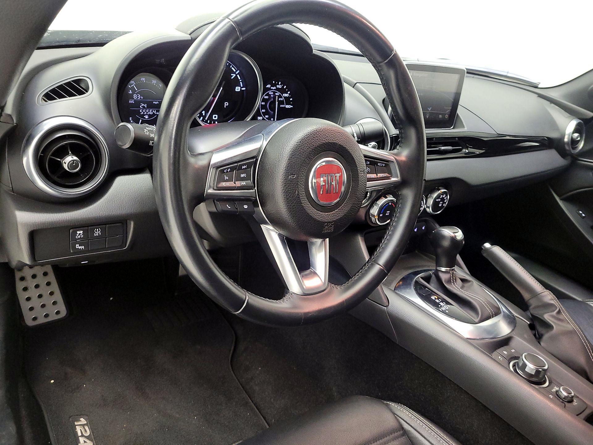 Thumbnail: 2018 Fiat 124 Spider - 9