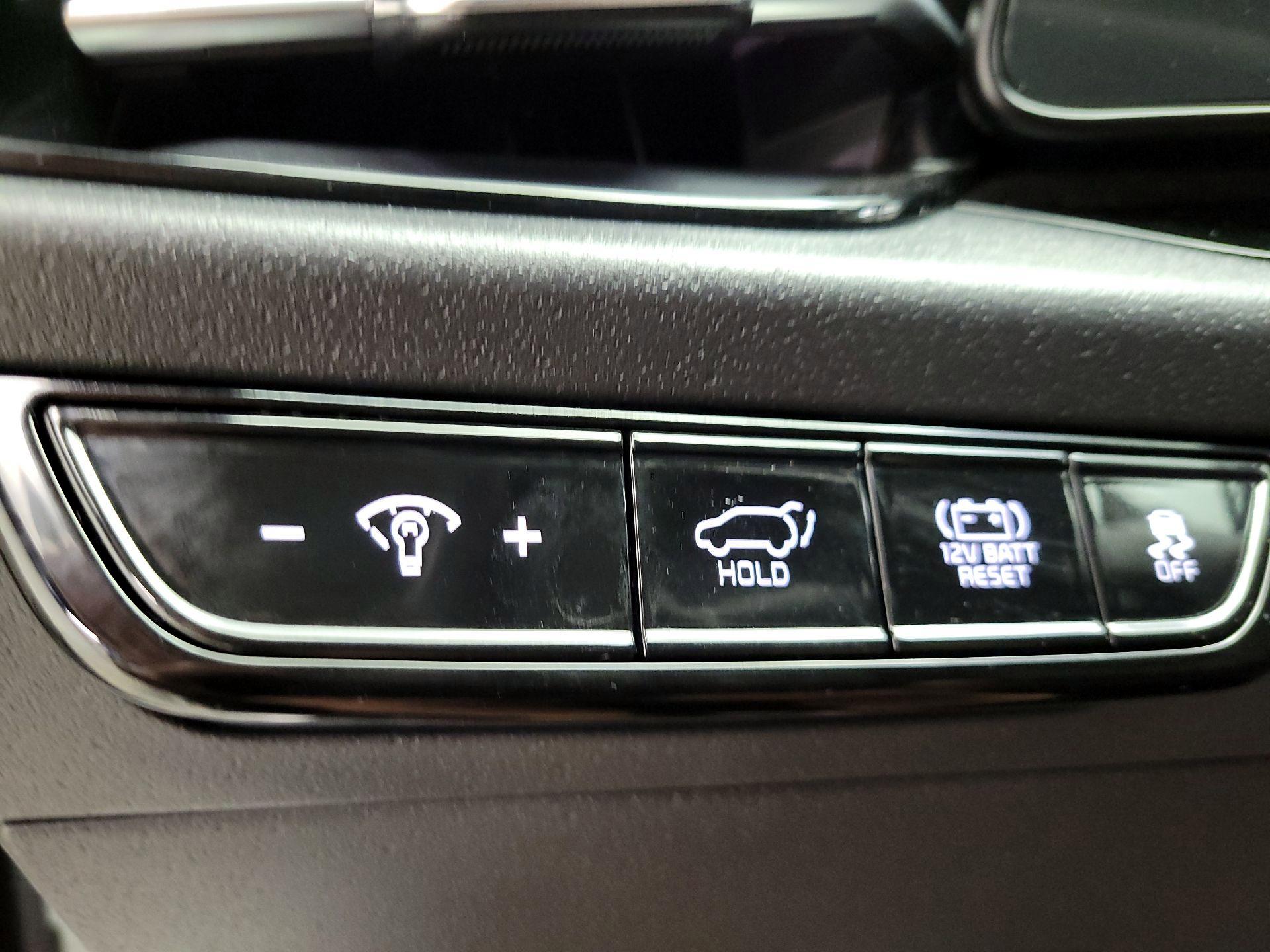 Thumbnail: 2024 Kia Niro - 13
