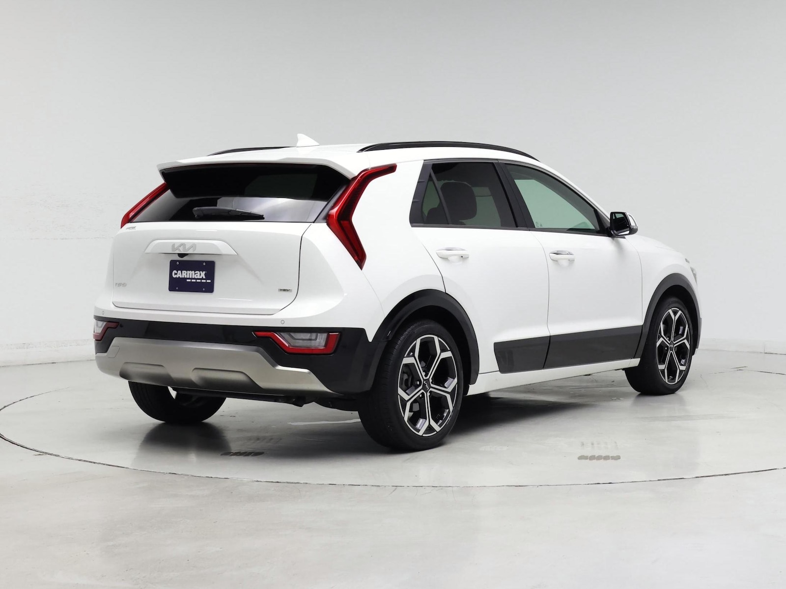 2024 Kia Niro SX Touring - Photo 9