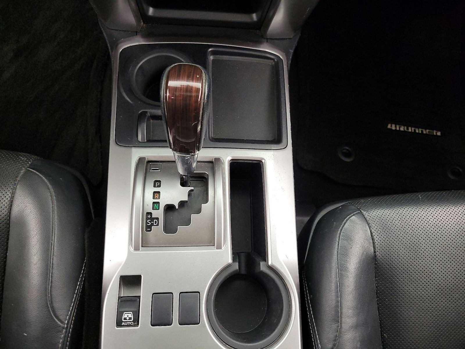 2018 Toyota 4Runner Limited - Photo 19
