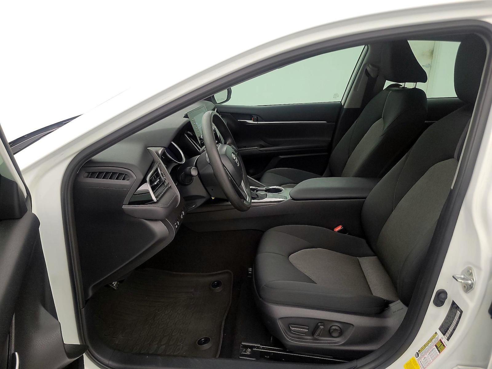 Power Seat(s) & Side Airbags