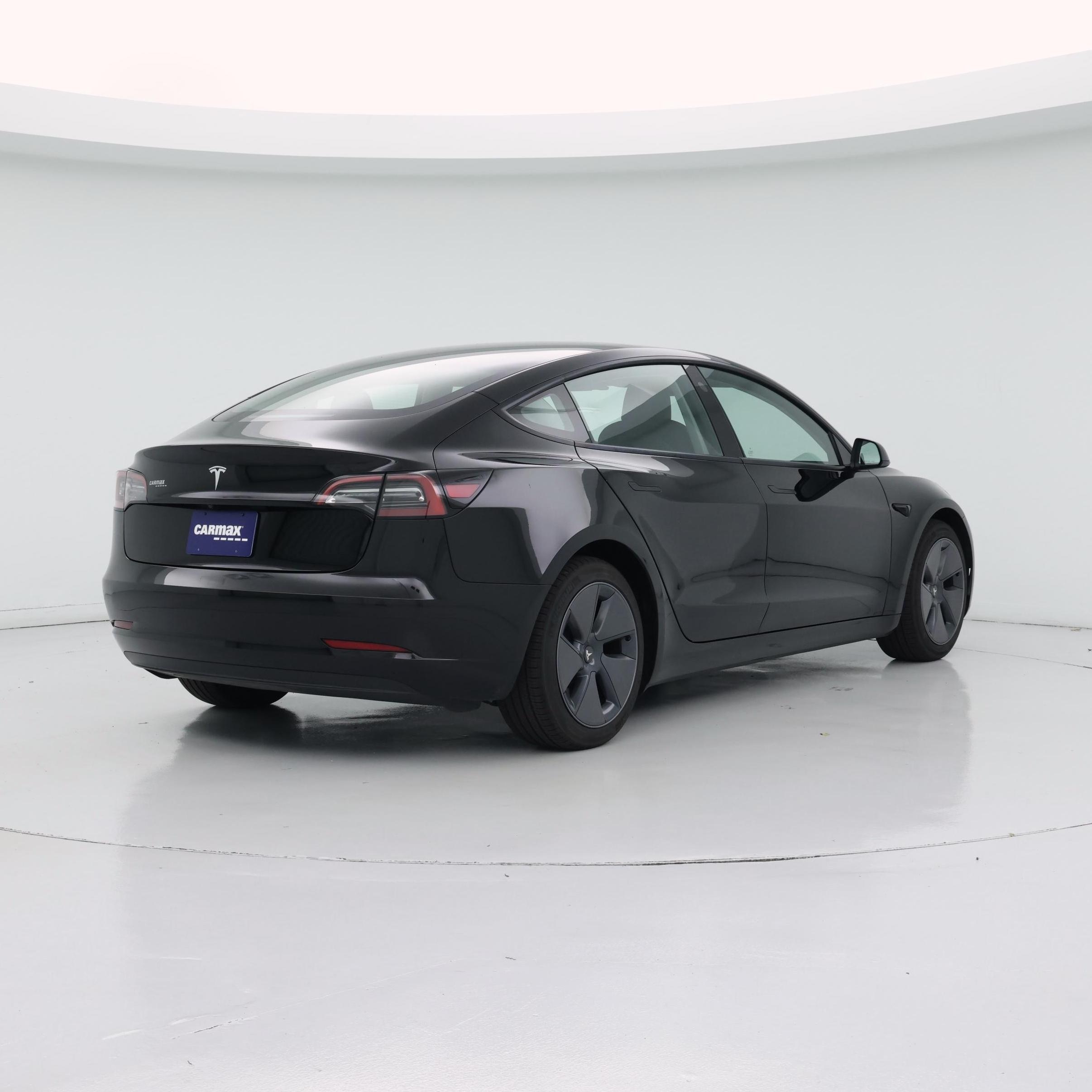 Thumbnail: 2023 Tesla Model 3 - 8