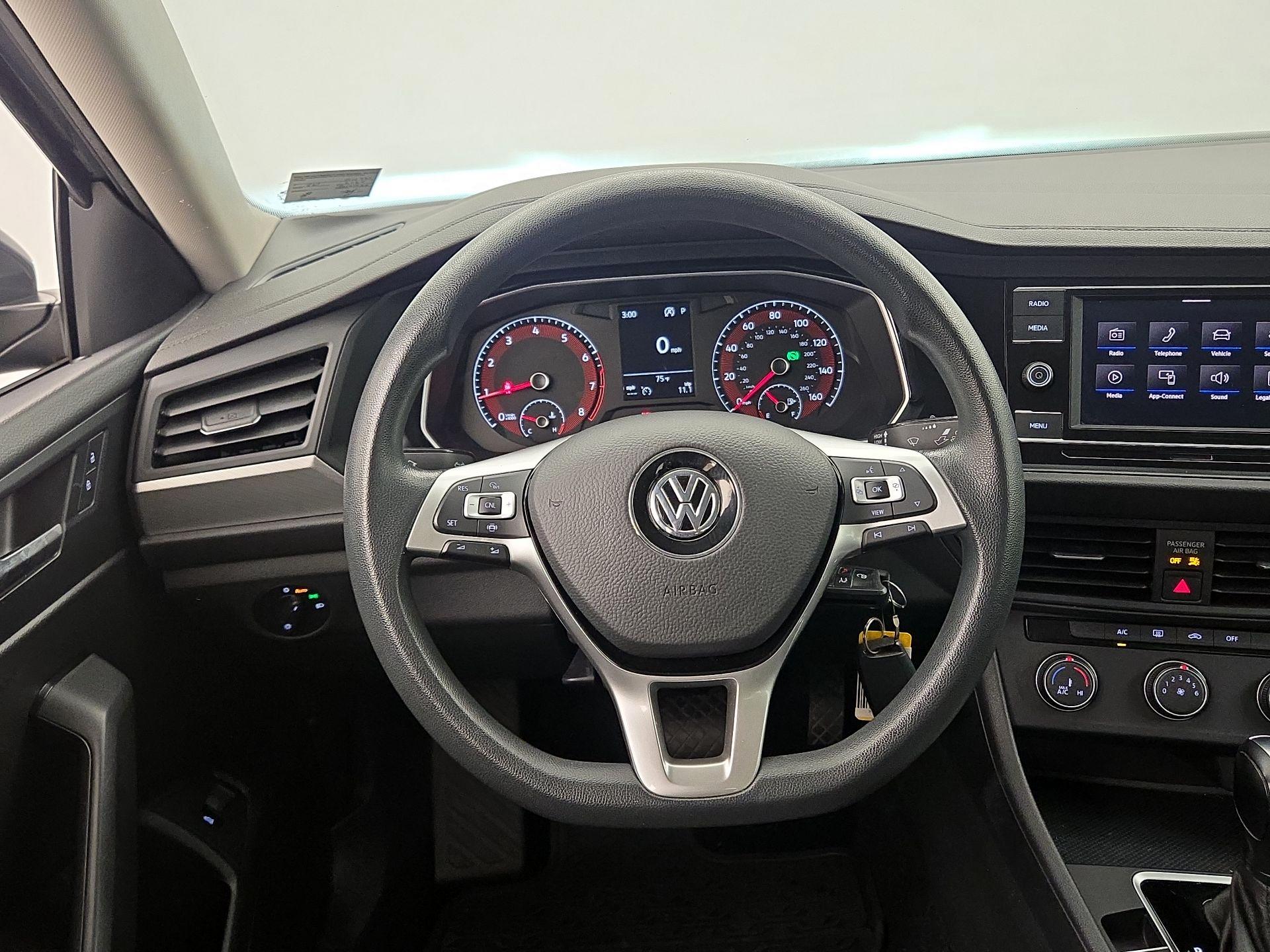 Thumbnail: 2020 Volkswagen Jetta - 10